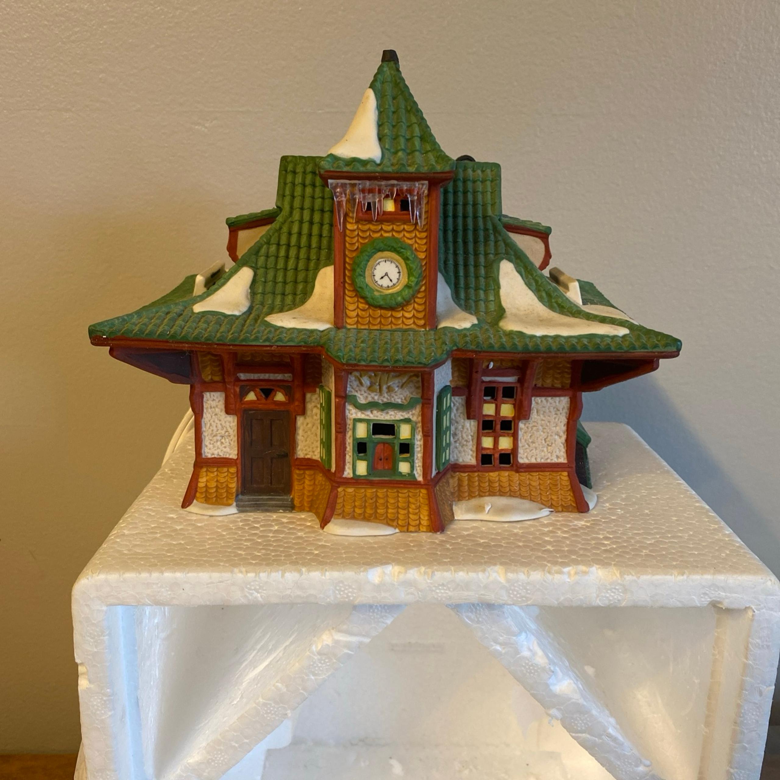 Department 56 alpine village