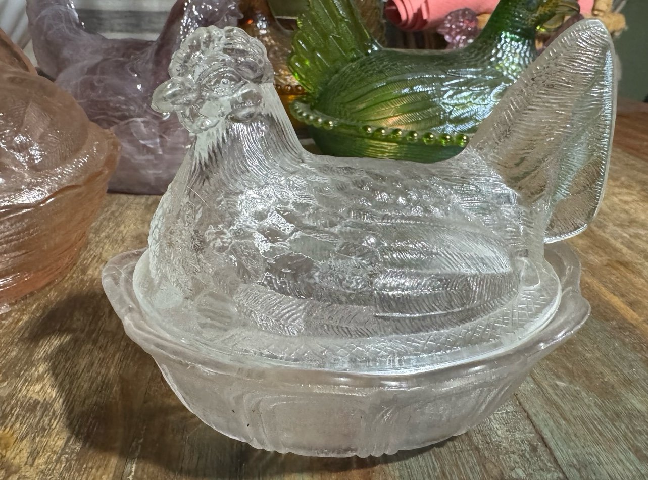 Vintage Hen on Nest Fenton