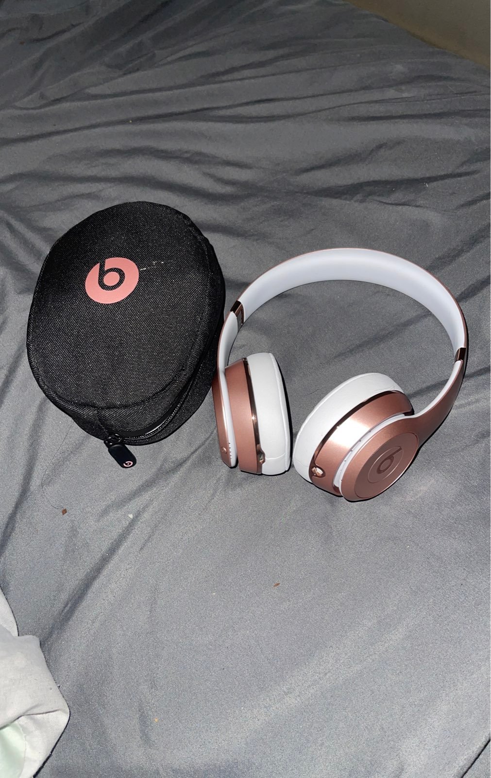 Beats by Dr. Dre Beats Solo³ Wireless in Rose Gold