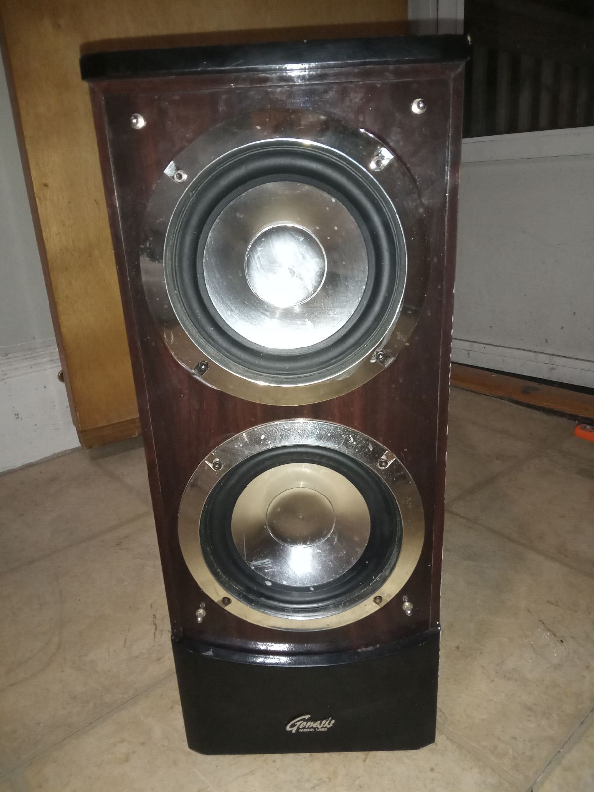 speakers