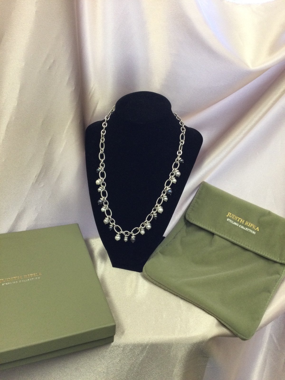 JUDITH RIPKA NECKLACE, NWOT