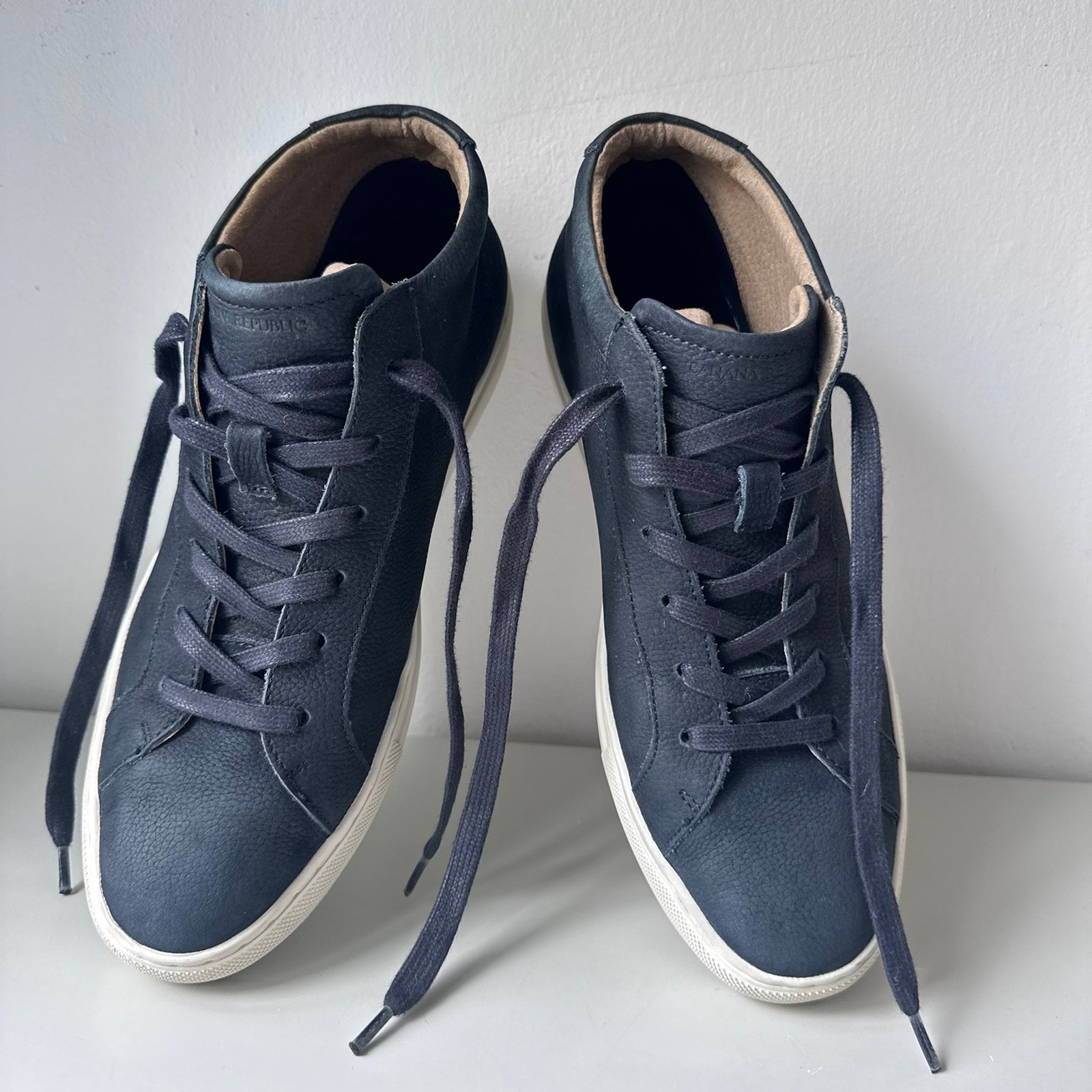 Banana Republic Model Richerd color Blue Leather suede. Men's shoes Size 8