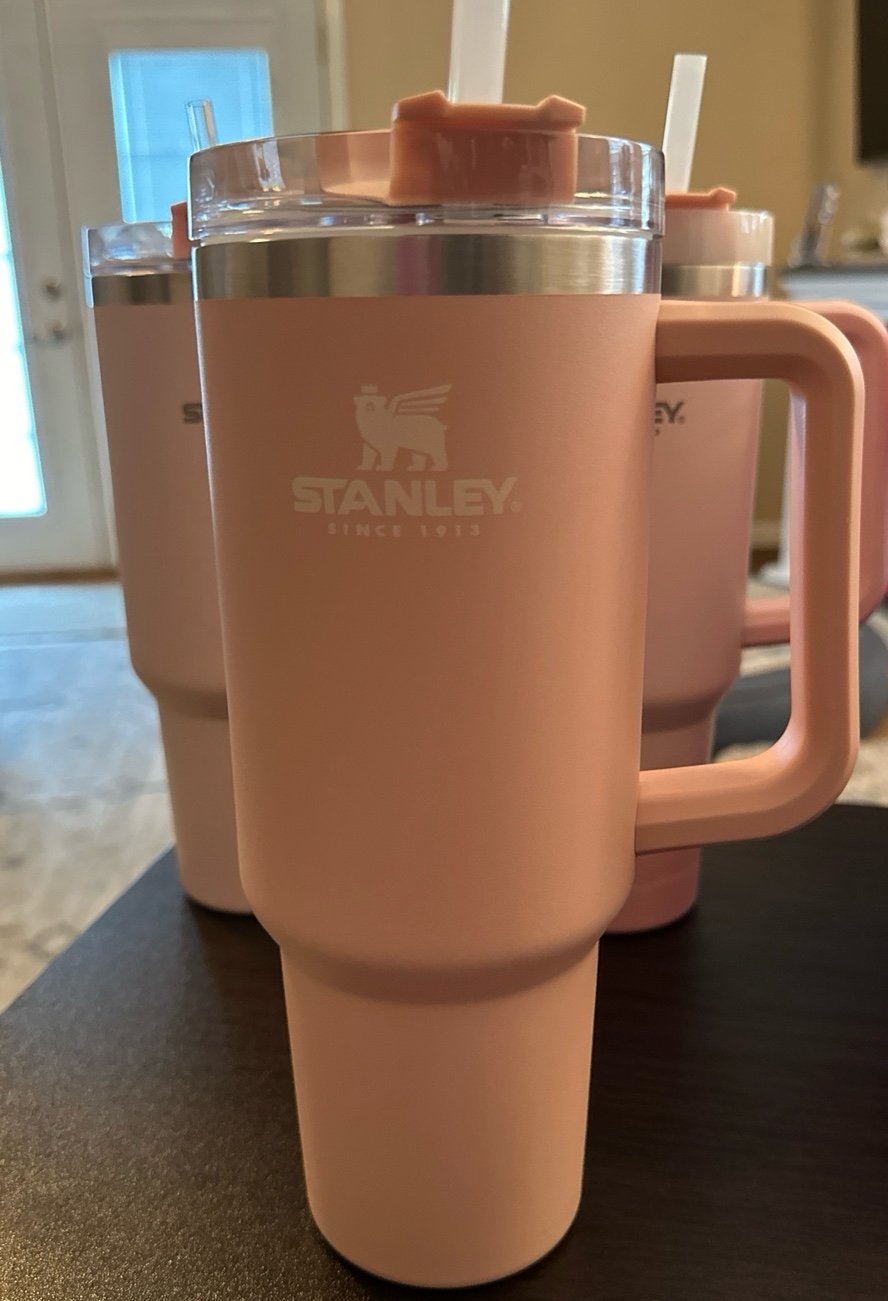Stanley 40 oz tumbler Nectar