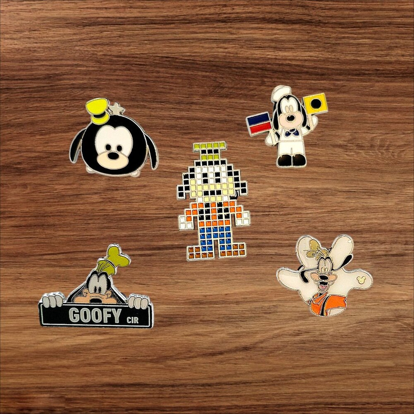 5 Goofy Disney Parks Trading Pins, Plus 2 Bonus Pins