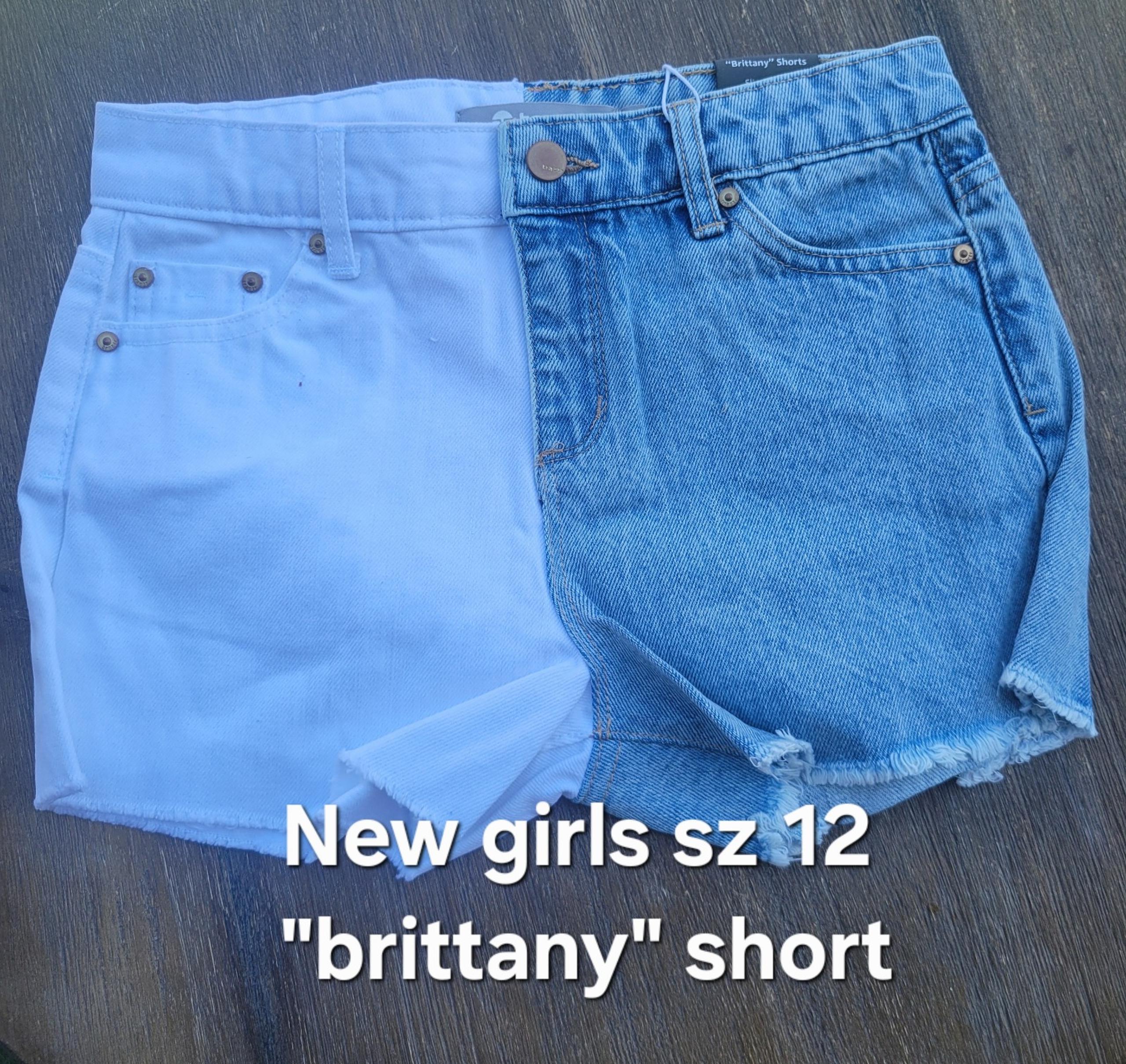 New Tractr premium denim cutoff shorts girls size 12 slim fit mid rise nwt sz