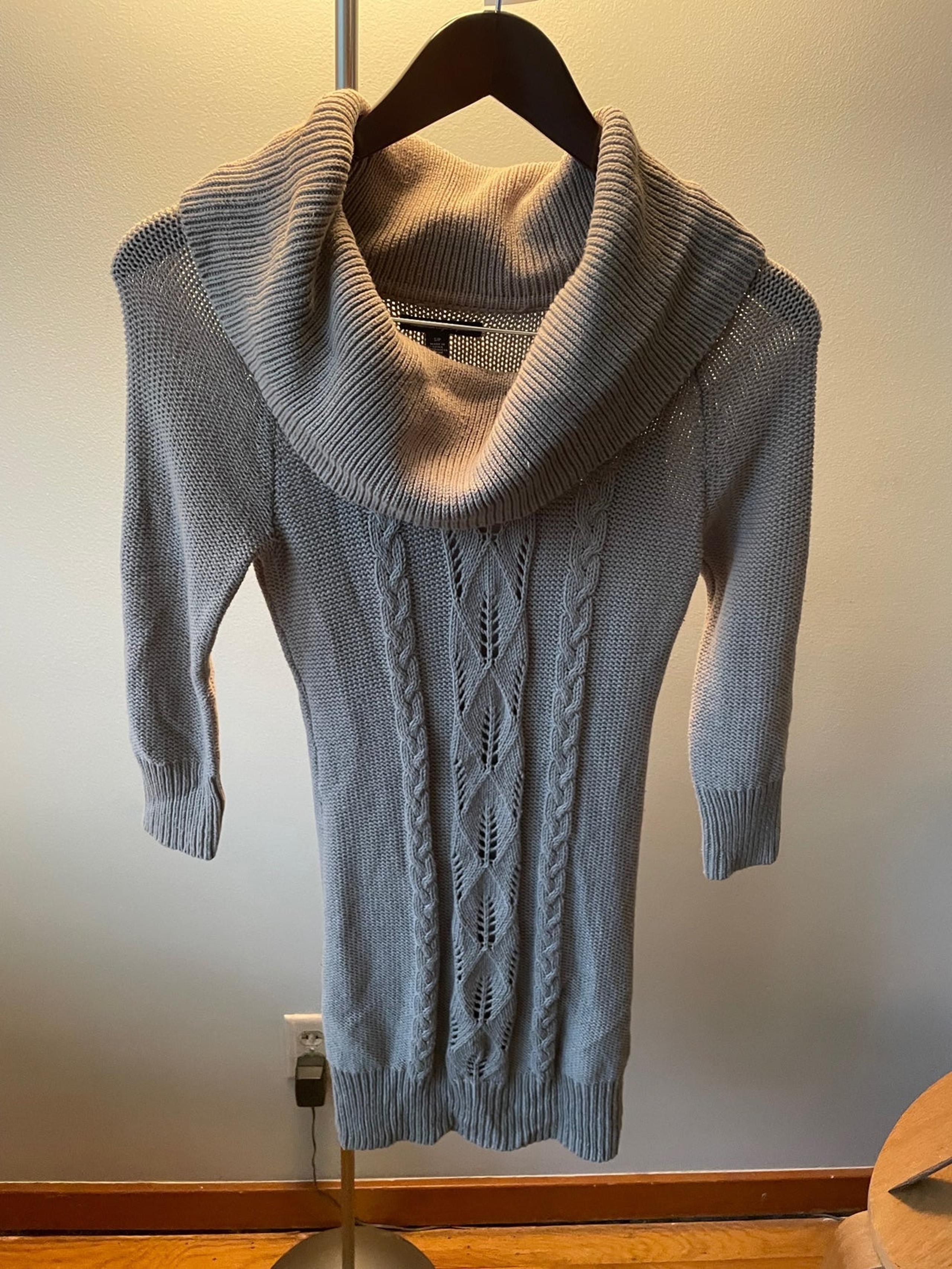 American Eagle sweater midi dresses