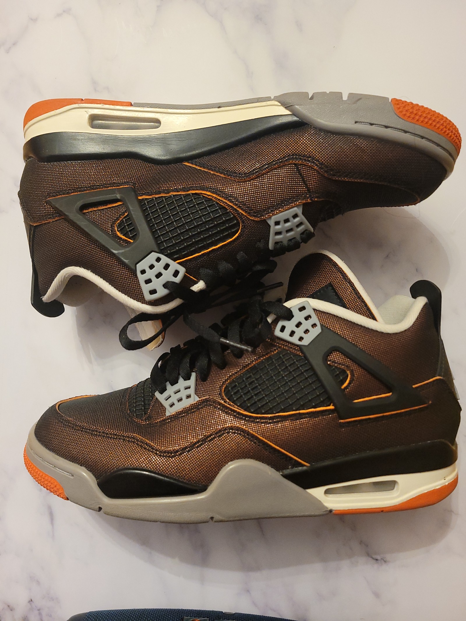 Jordan 4 Starfish
