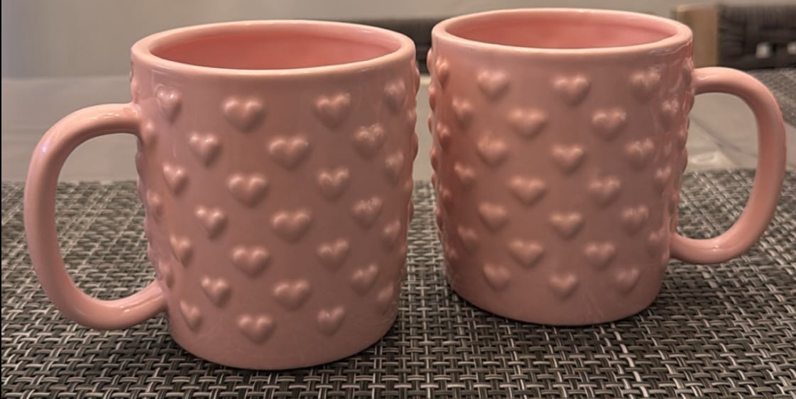 Valentine's Pink Heart Ceramic Beautiful Mugs Set Of 2. Brand New.