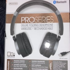 PROseries Deluxe Folding Headphone w/ bonus IPod nano