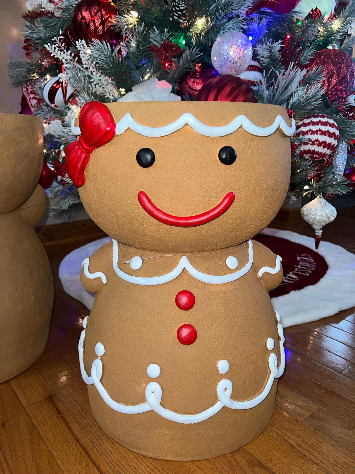 Gingerbread girl side table stool new red theme  (SHIPS ONLY N BUNDLE)