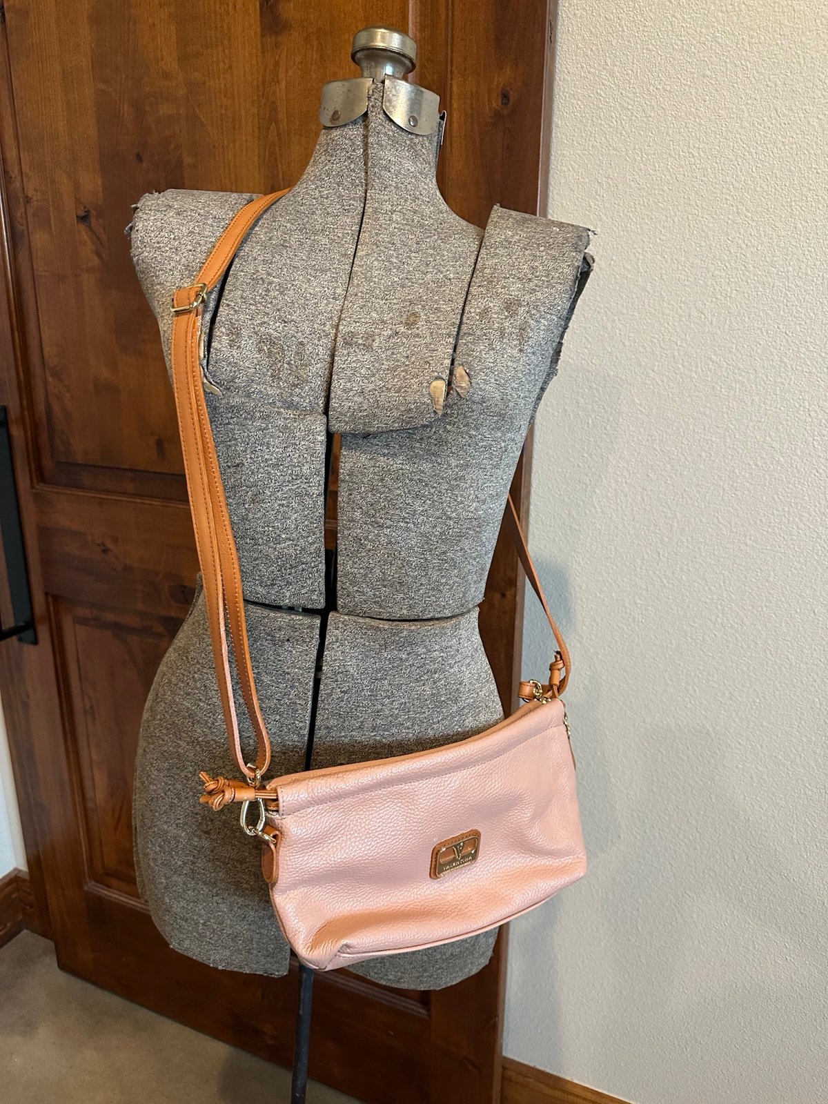 EUC pink Valentina crossbody bag purse, pebble leather magnetic closure