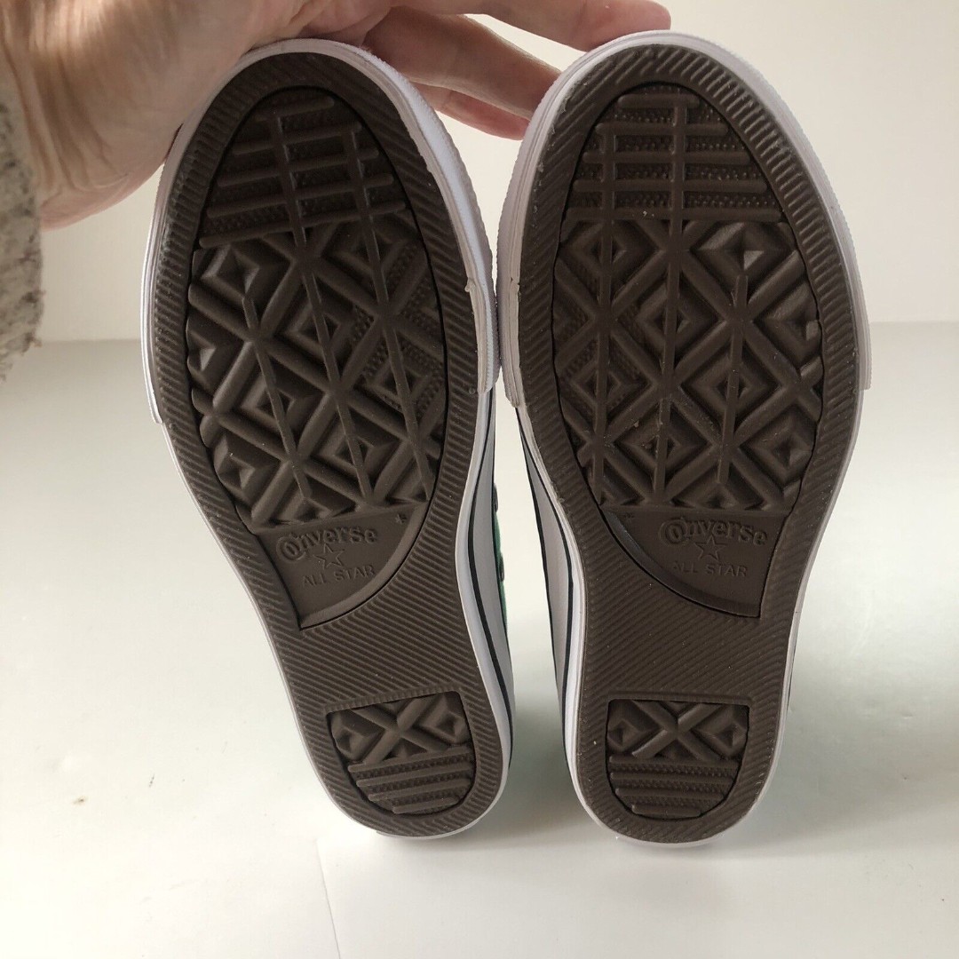 CONVERSE ALL STAR Amazon Green Canvas Low Top Sneakers Youth Size