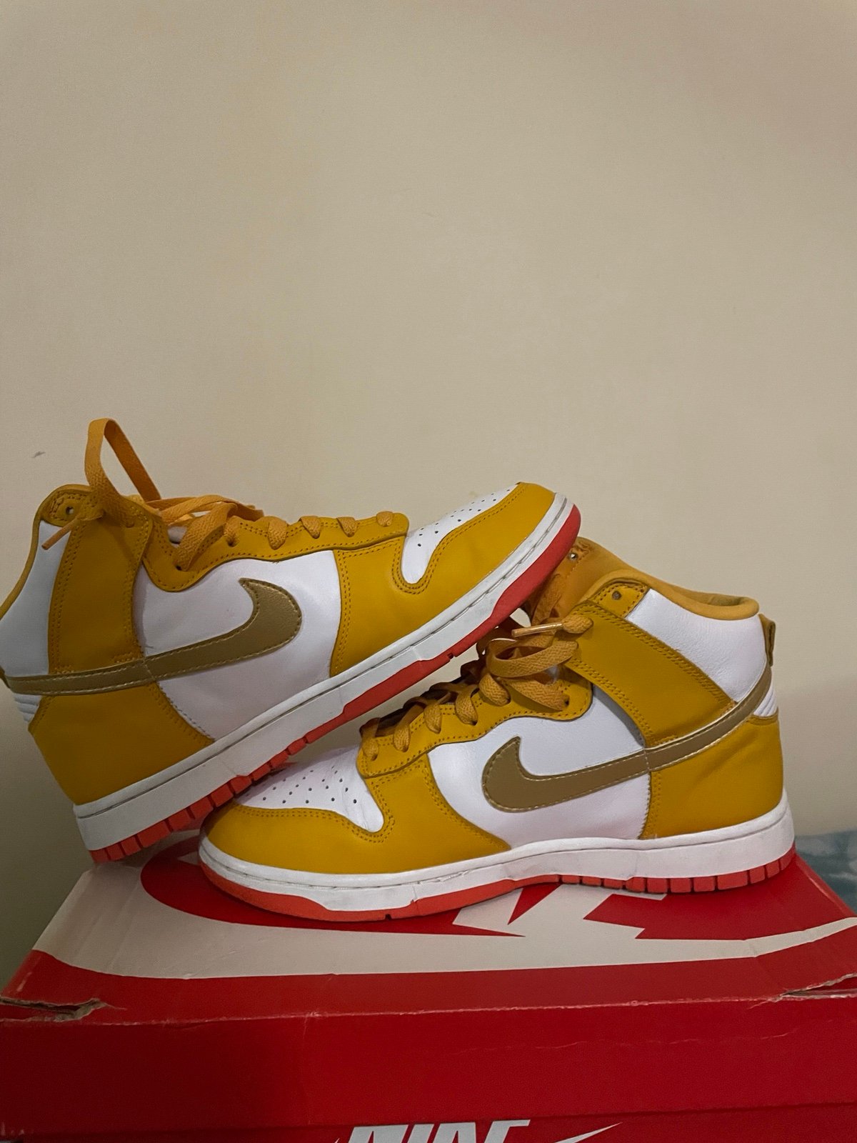 Jordan 1 - University Gold - Size 9 Men’s