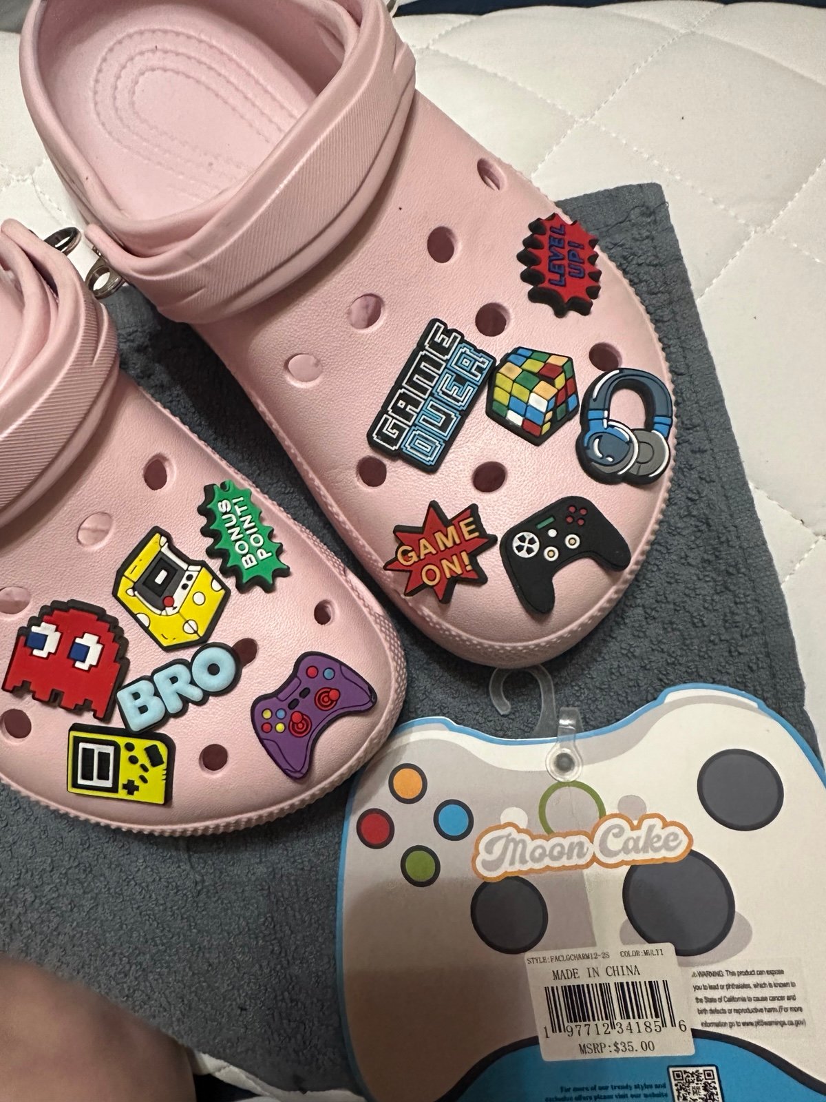 CHARMS SET OF THREE FOR CROCS FOR EXAMPLE OR REFERENCE PROPOSE CHOOSE YOUR 3