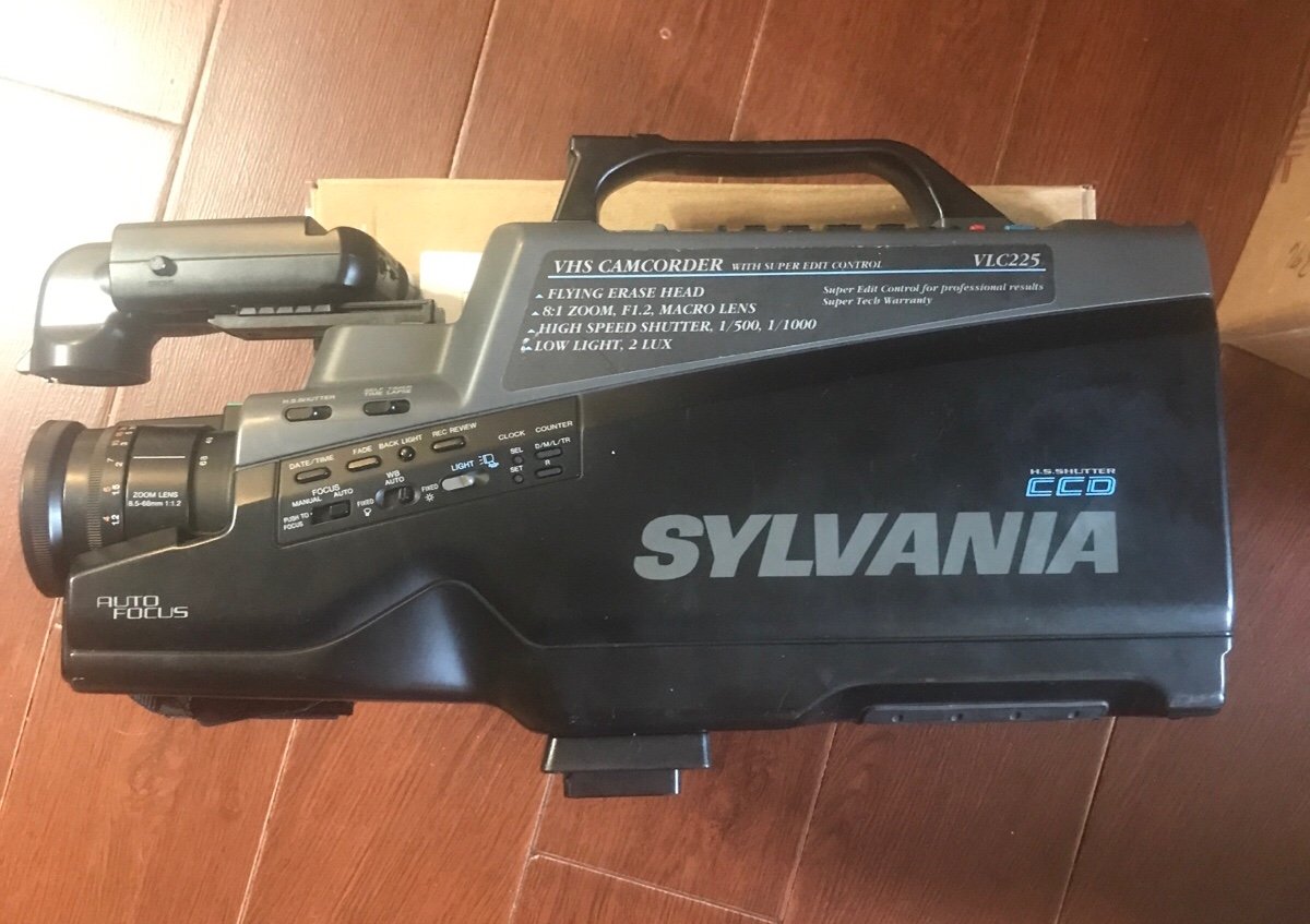 Sylvania VLC225 VHS camcorder