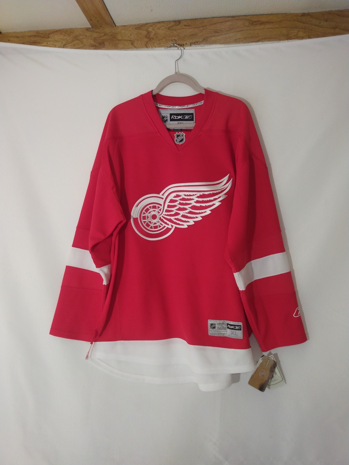 NWT Mens Reebok CCM Detroit Red Wings Stitched Hockey Jersey Sz XL