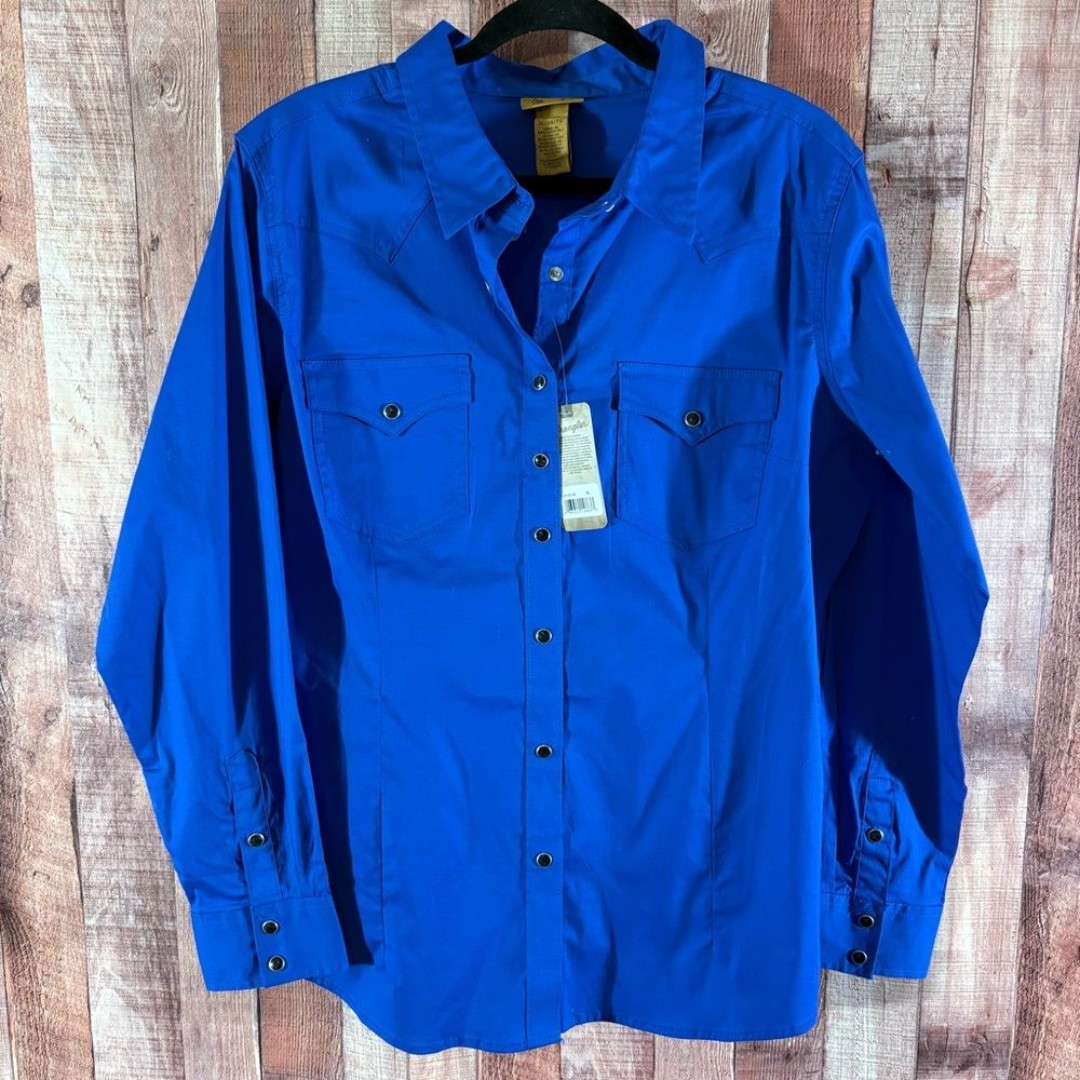 Wrangler Blue Pearl Snap Shirt Size XL
