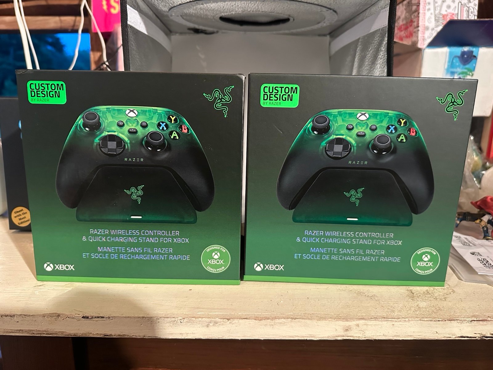 TWO RAZER Wireless Controller & Quick Charging Stand (XBOX) New/Sealed Free ship