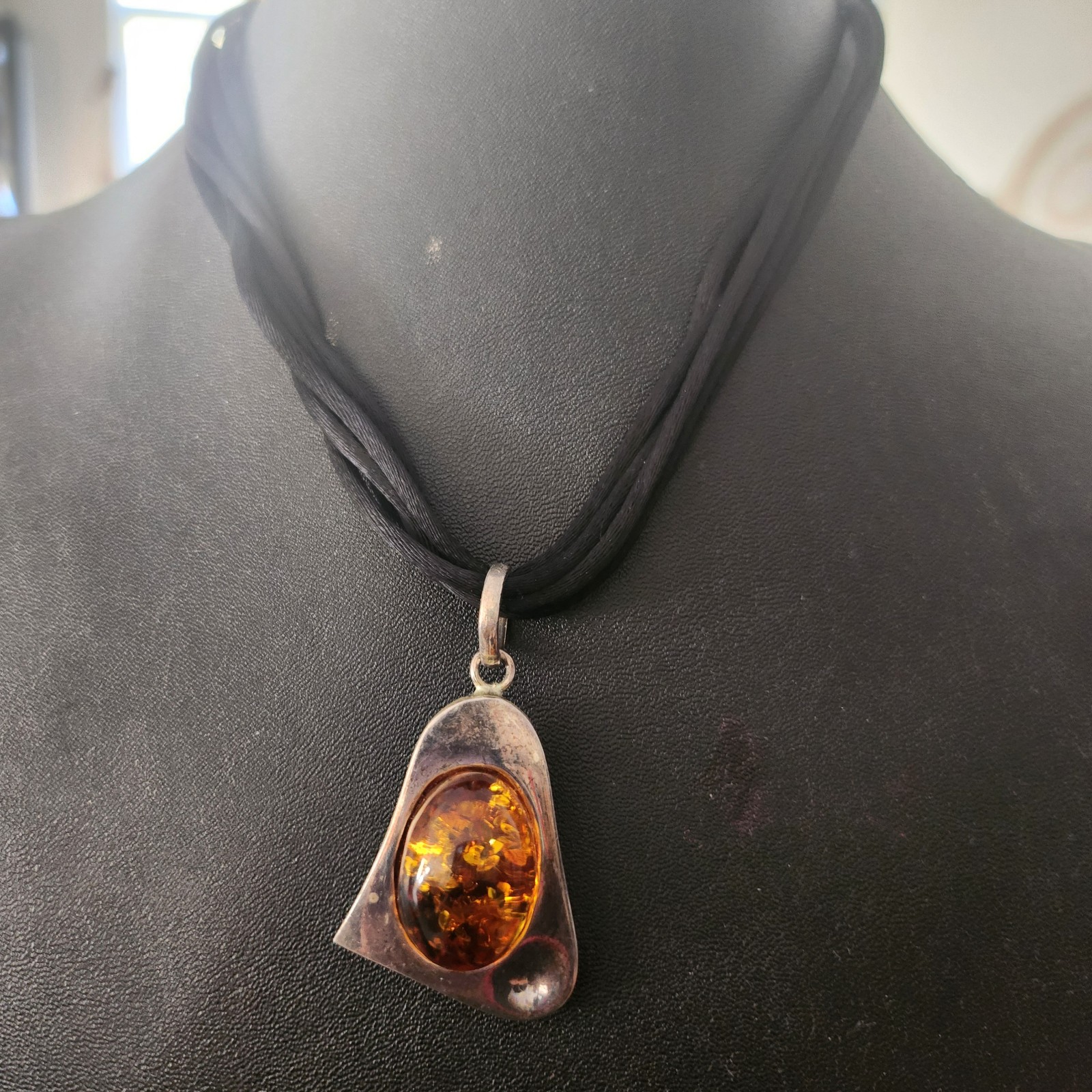 925 sterling silver large Amber pendant with necklace