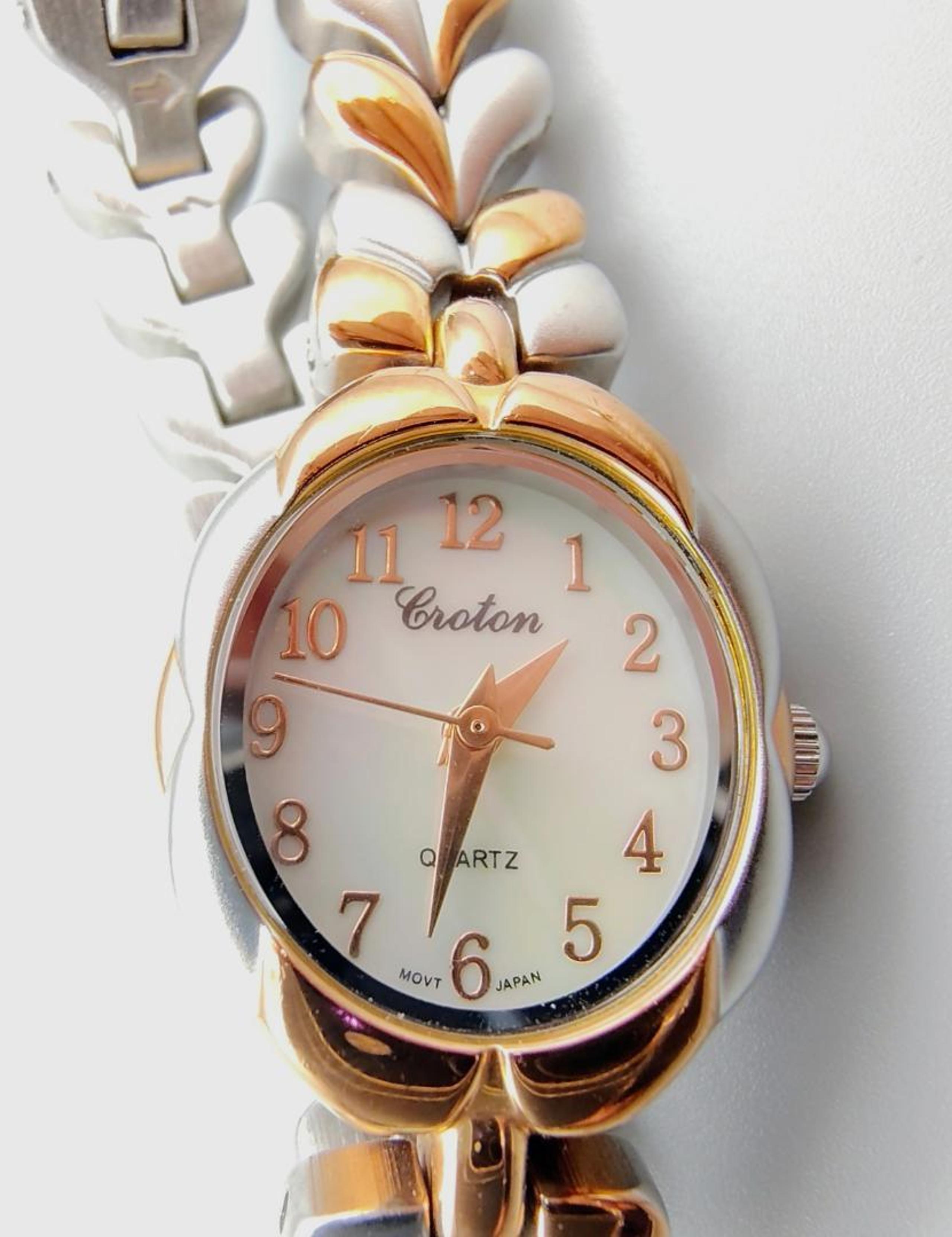 Croton Ladies' Quartz Wristwatch, Working