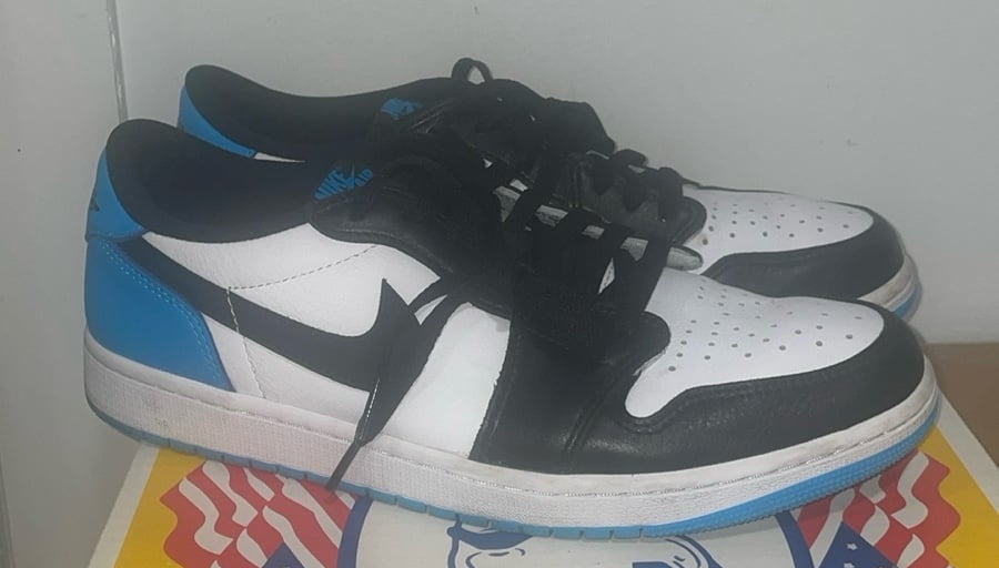 Nike Jordan 1 low size 10.5