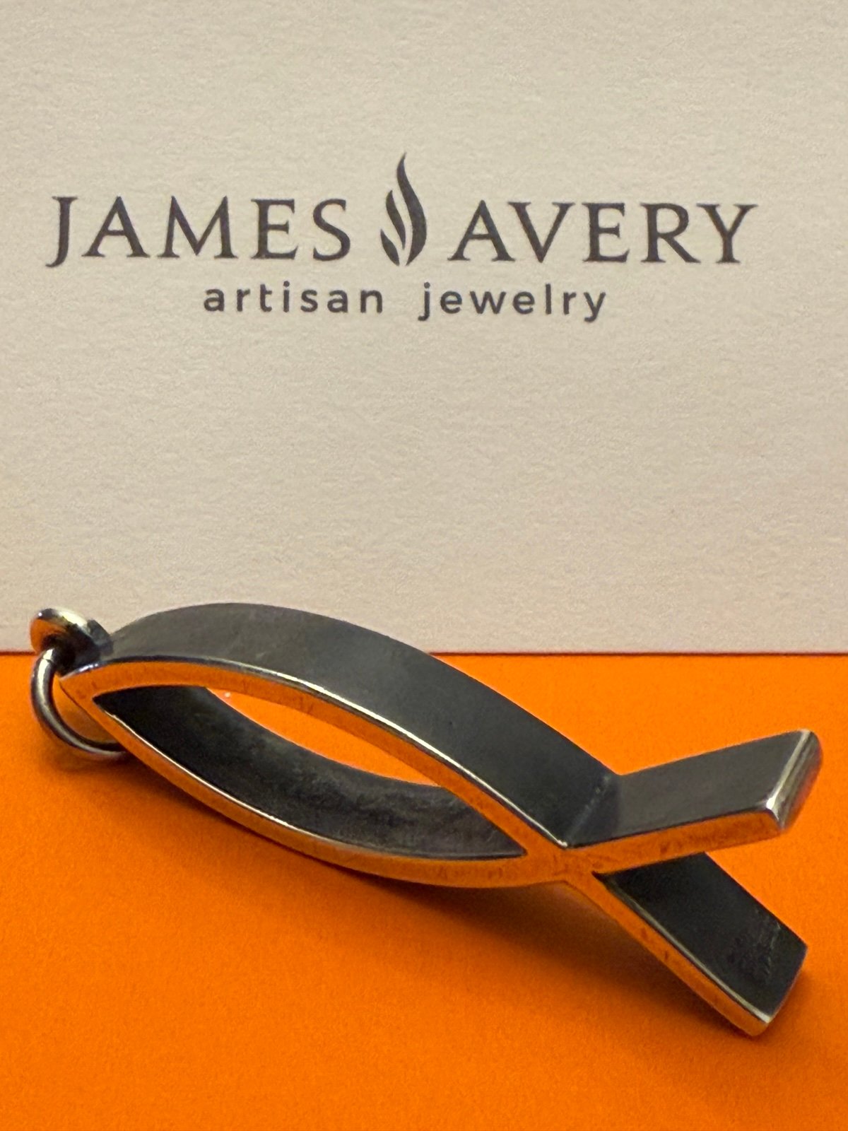 James Avery Large Pendant like new