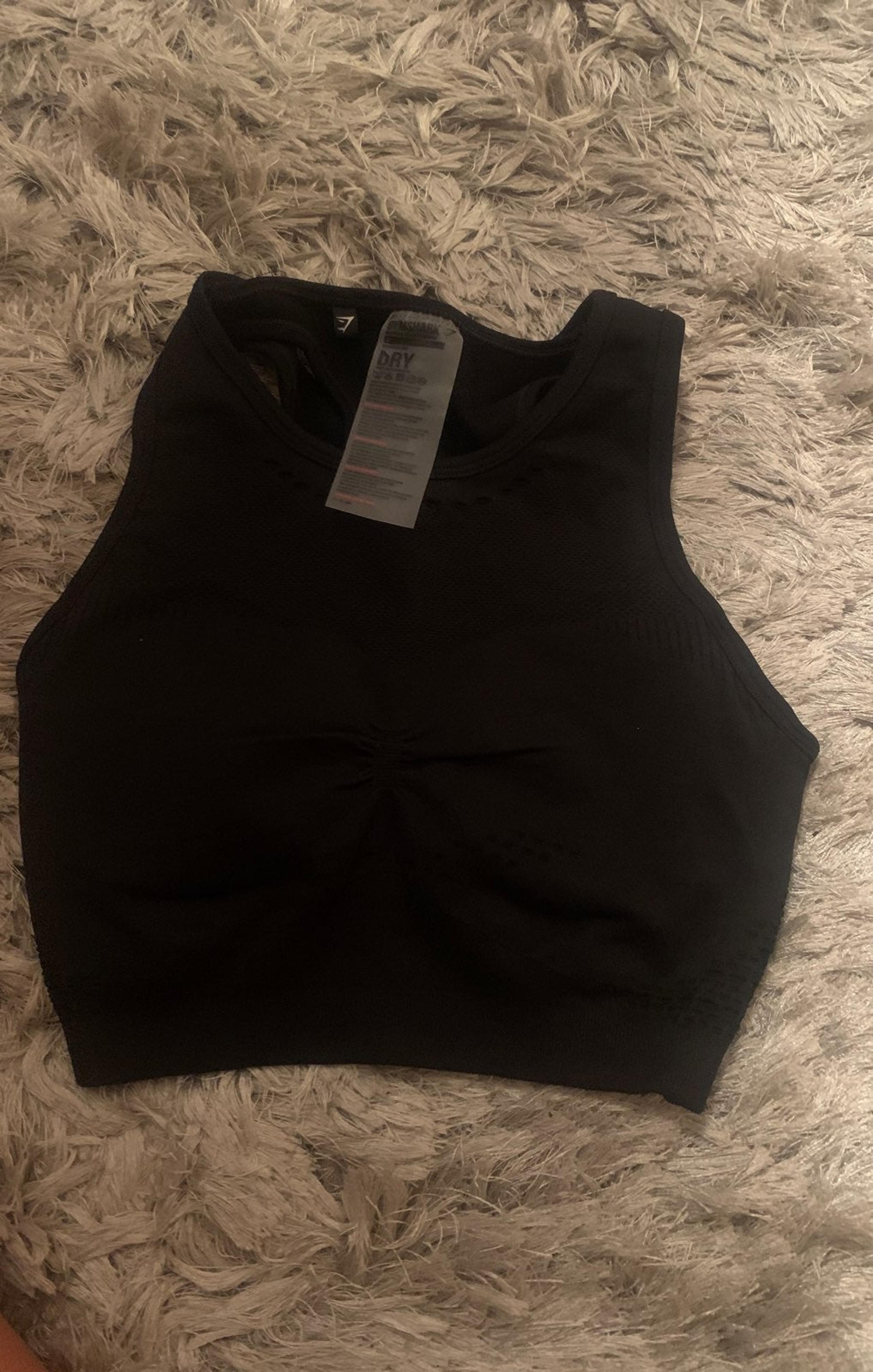 sports bra