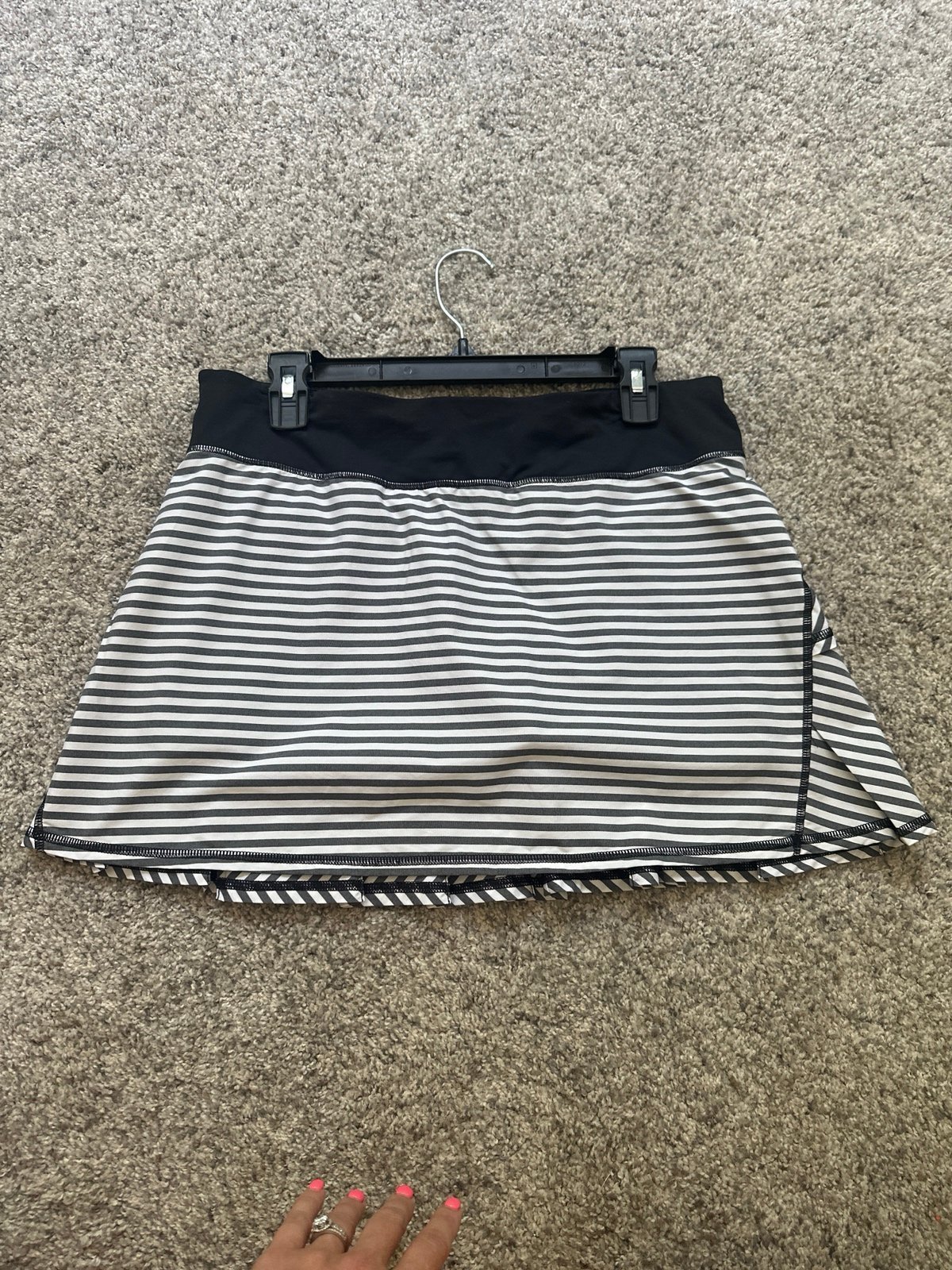 lululemon pace setter skirt striped size 8