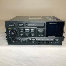 1995-2002 CHEVY SILVERADO Tahoe Suburban Avalanche CASSETTE RADIO