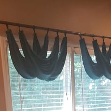 Royal Velvet green window valances 15 pieces