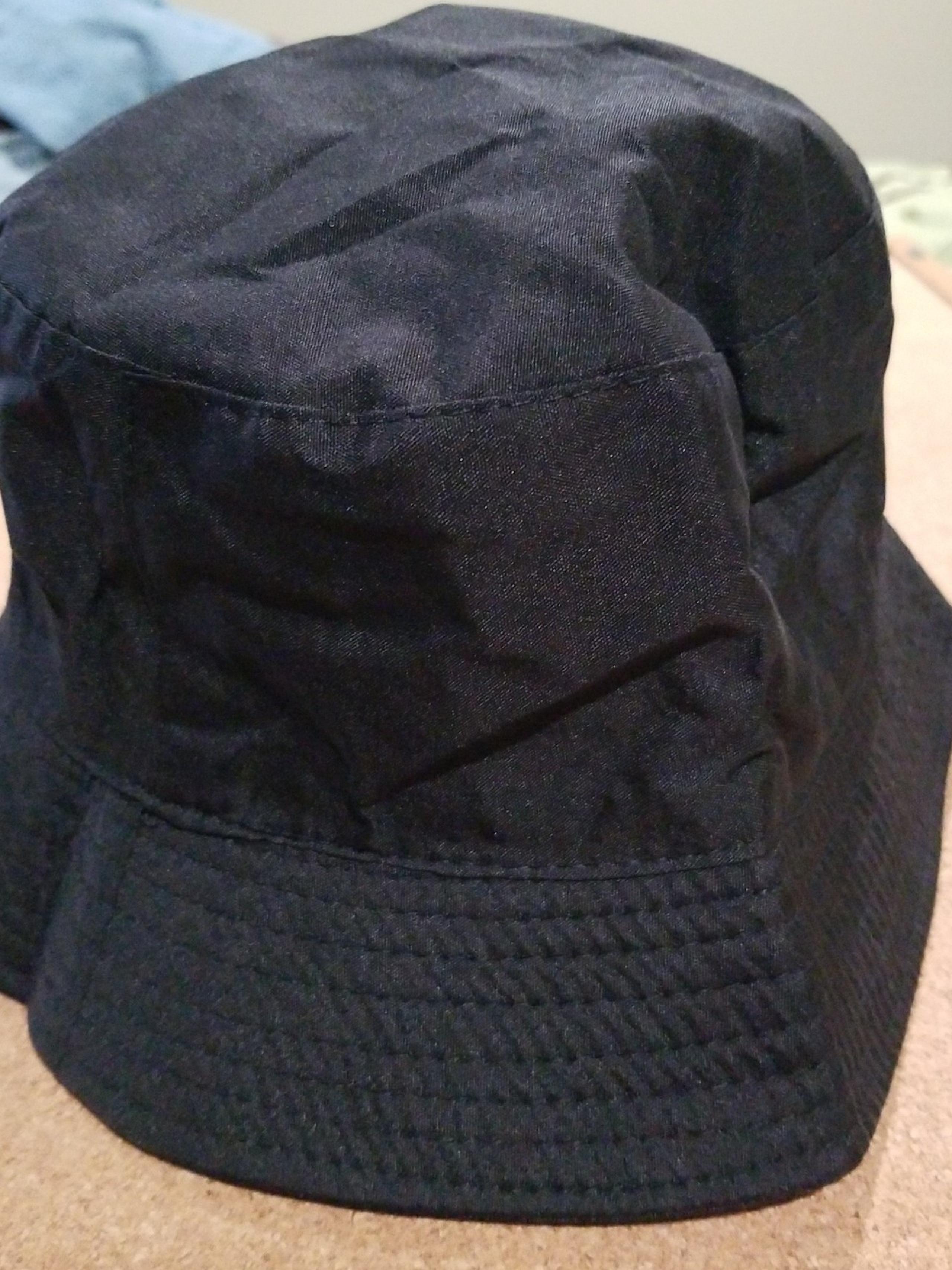 Womens Bucket Hat Reversible/Black Nwot One Size