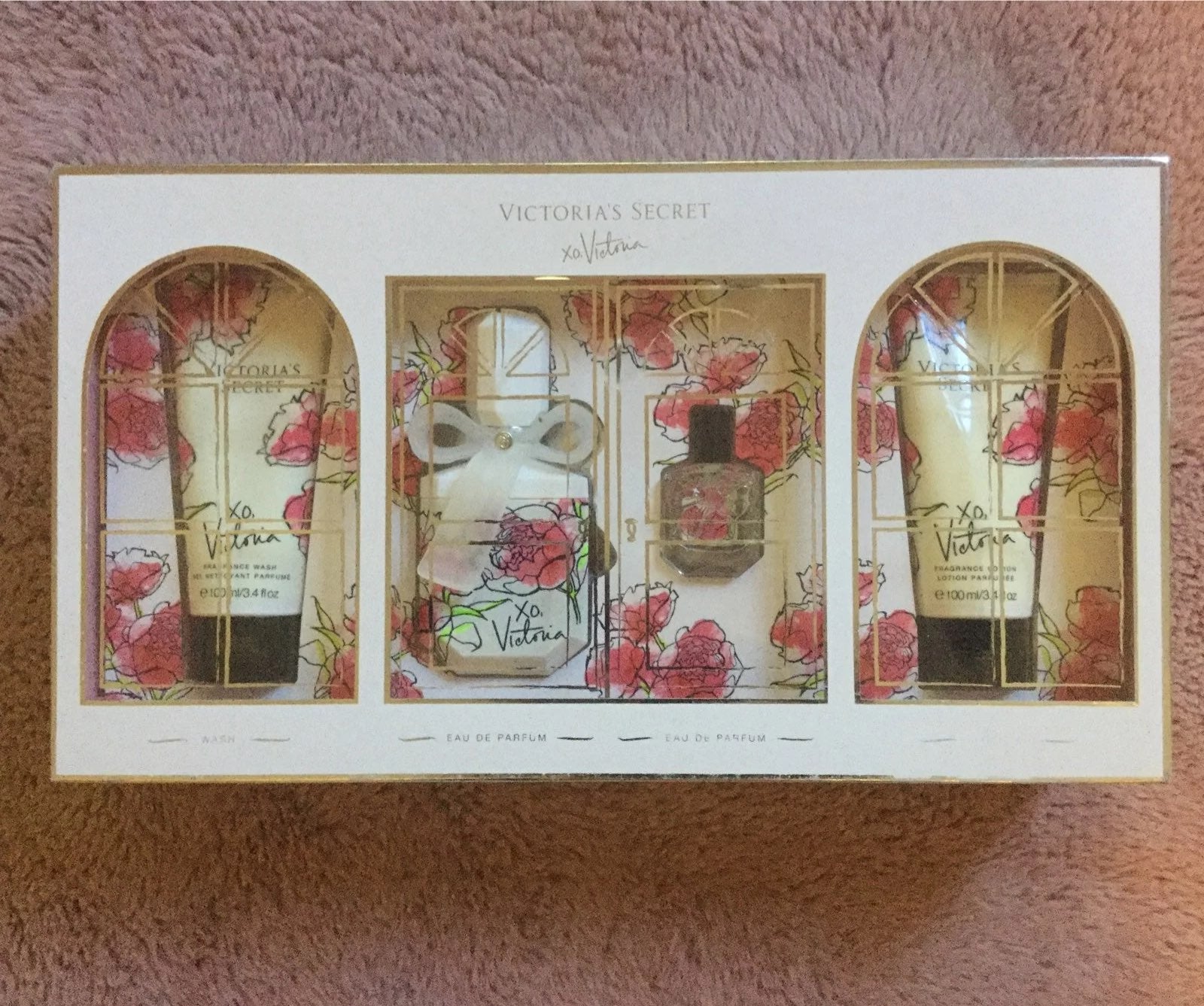 Victoria's Secret XO, Victoria Gift Set