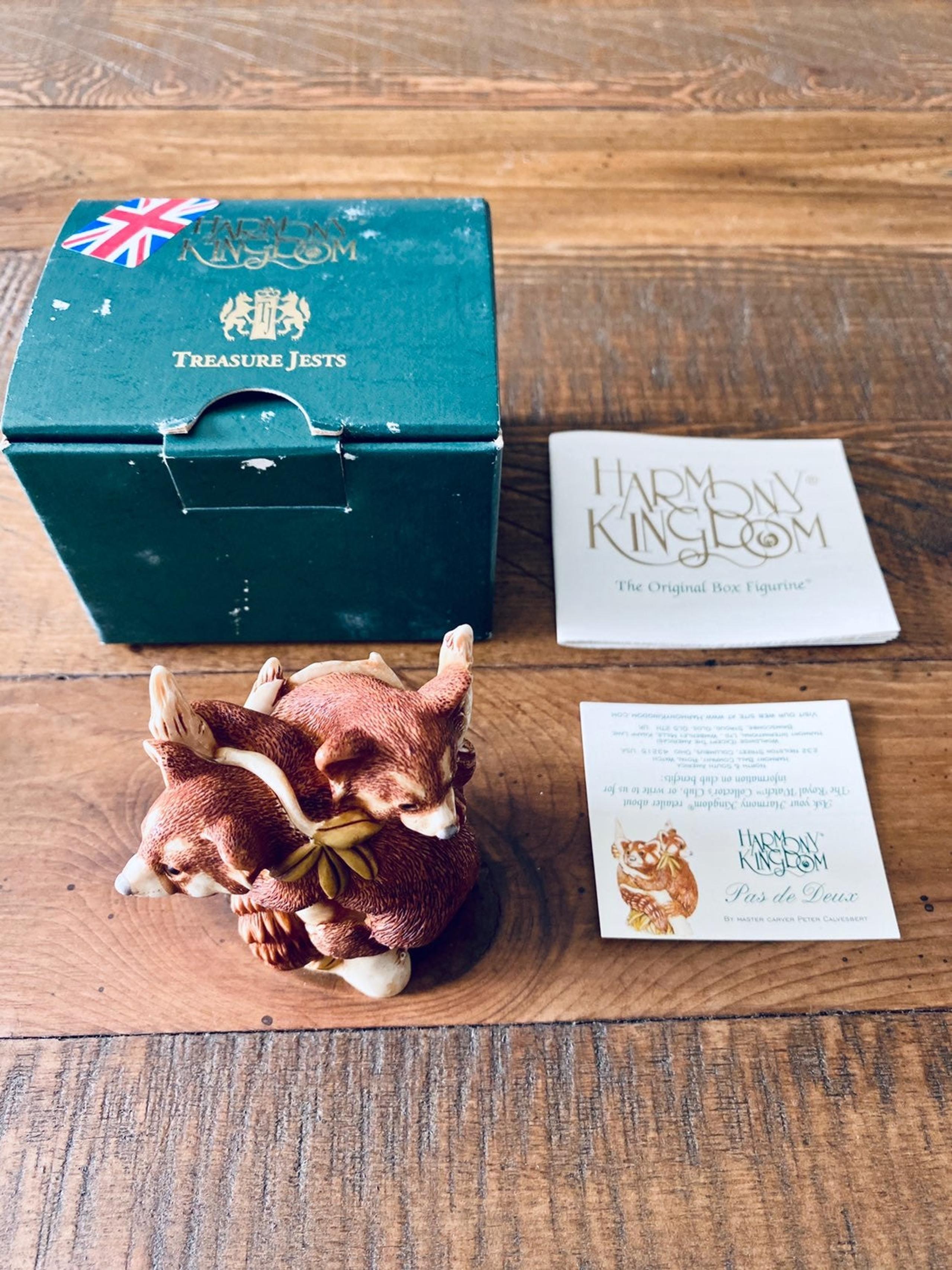 New Harmony Kingdom Red Panda Figurine