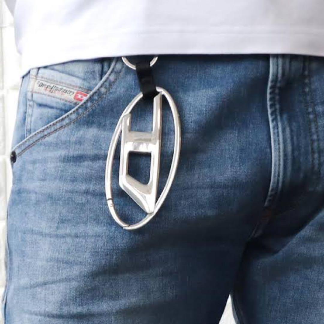 2025年新作入荷 Oval Carabiner DIESEL Rare!! D Charm Bag Keychain Logo 小物