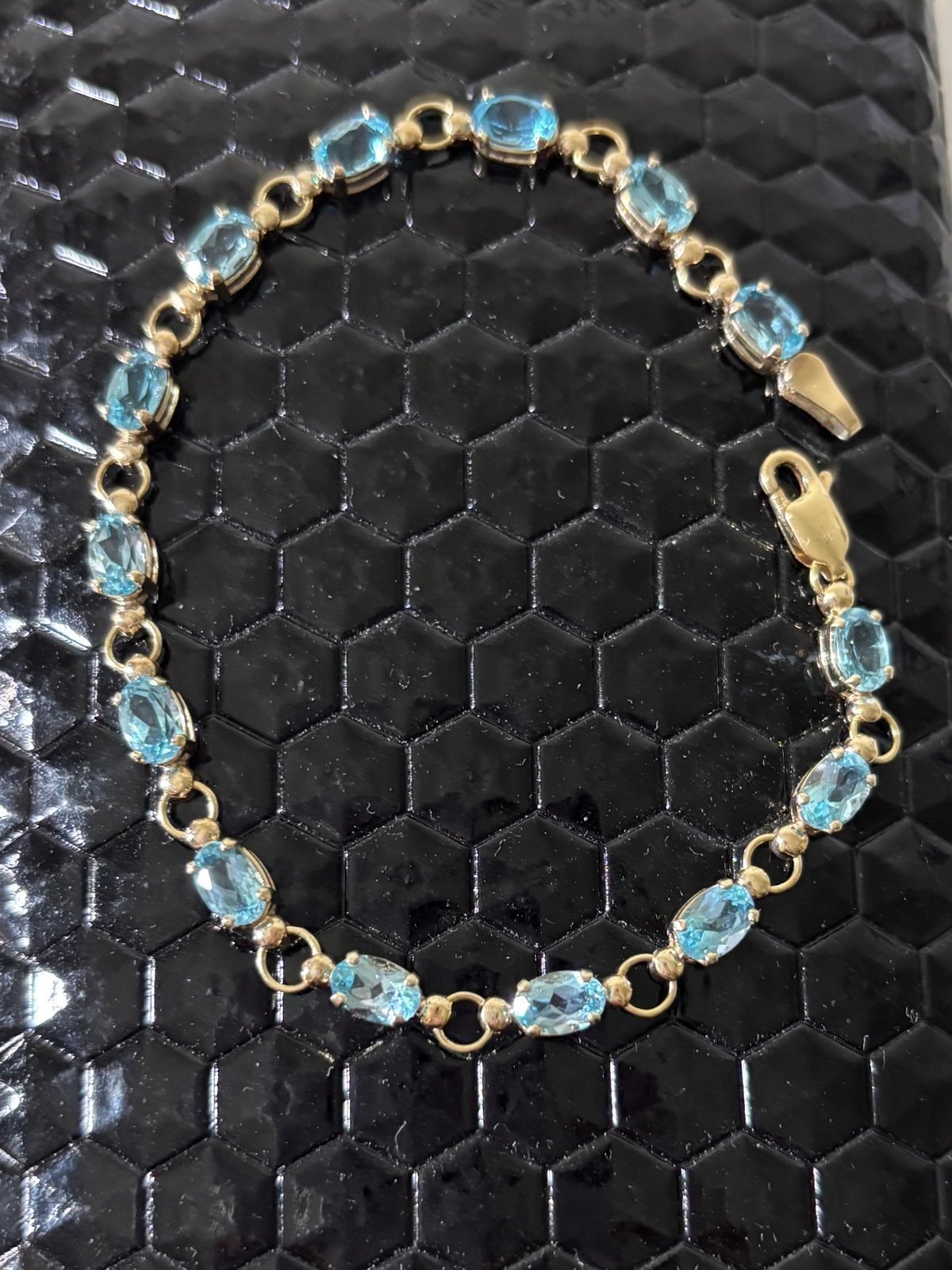10K Yellow Gold Blue Topaz Bracelet