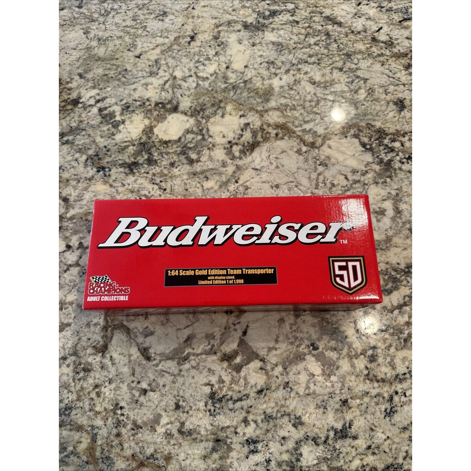 1:64 ACTION 1998 BUDWEISER GOLD EDITION TEAM TRANSPORTER LIMITED ED NEW/SEALED