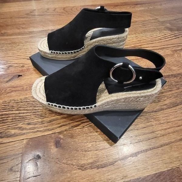 New In Box Rag & Bone Calla in Black Suede Size 6