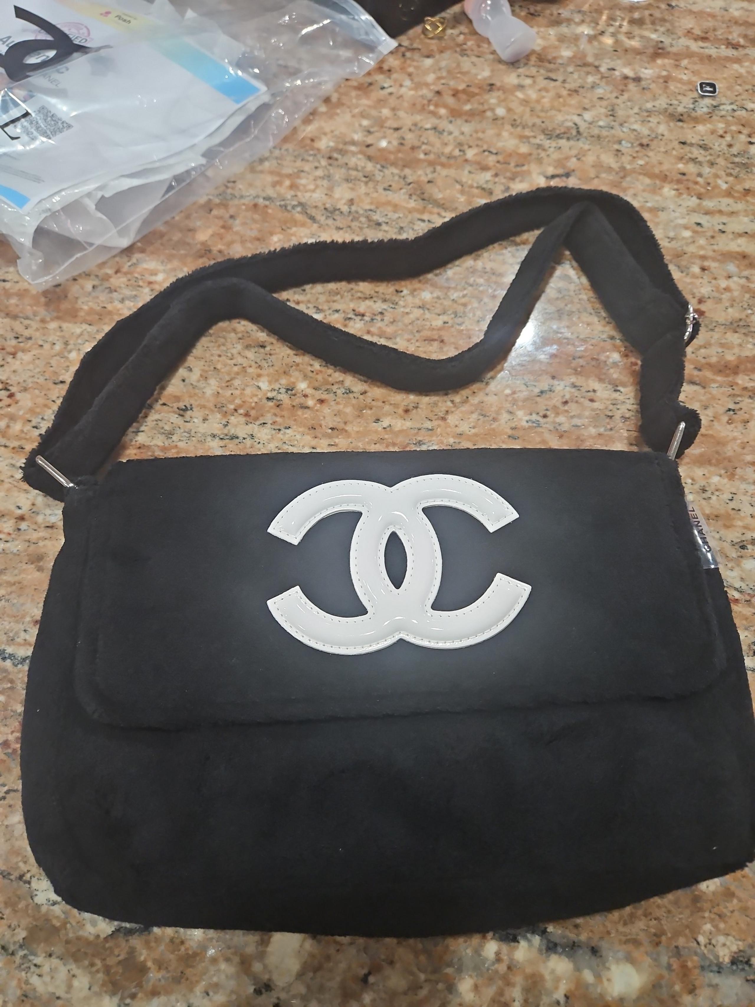 CHANEL PRECISION CROSSBODY BAG