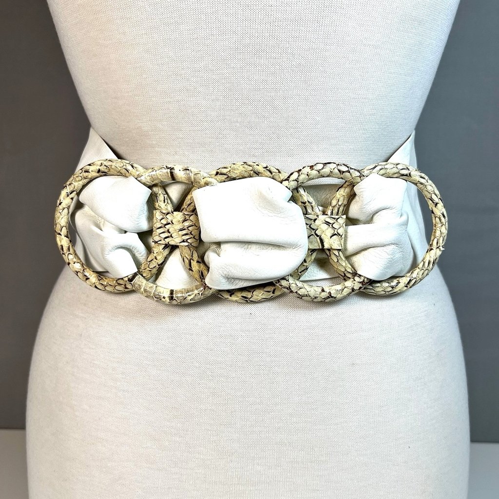 VTG Resistol White Leather Snake Rings Waist Belt Women's Chunky Buckle 80s 90s