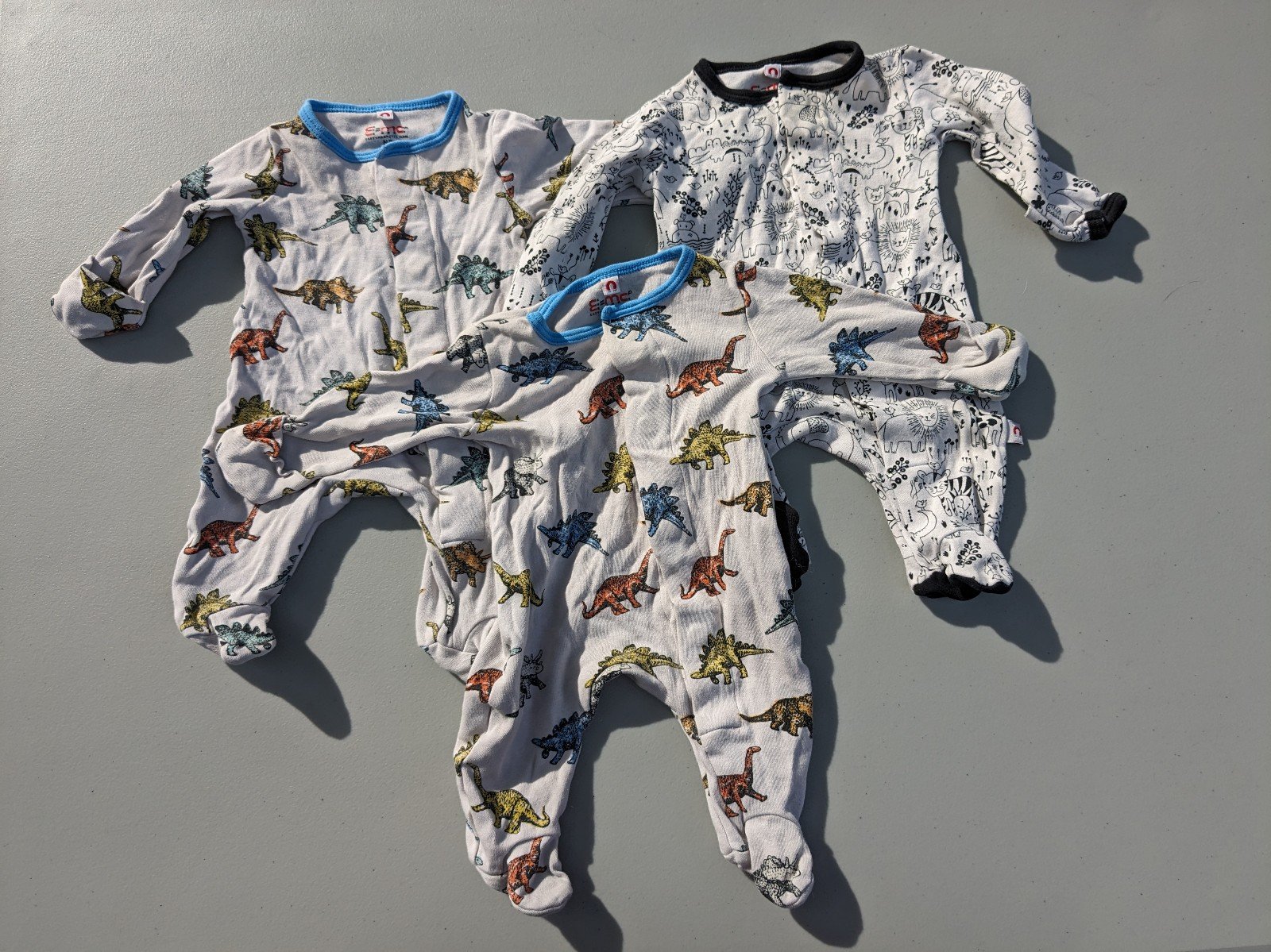 Magnetic sleeper/footie bundle newborn