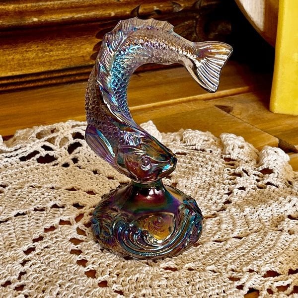 Vintage Fenton Amethyst Carnival Glass Fish Paperweight or Trout Figurine w/Stic