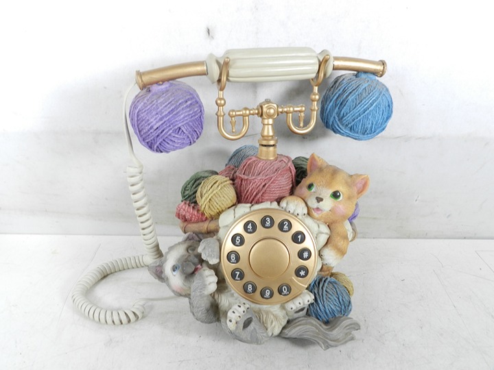 RARE Vintage Cat Kitten Yarn Ball Dial Phone by Collections ETC