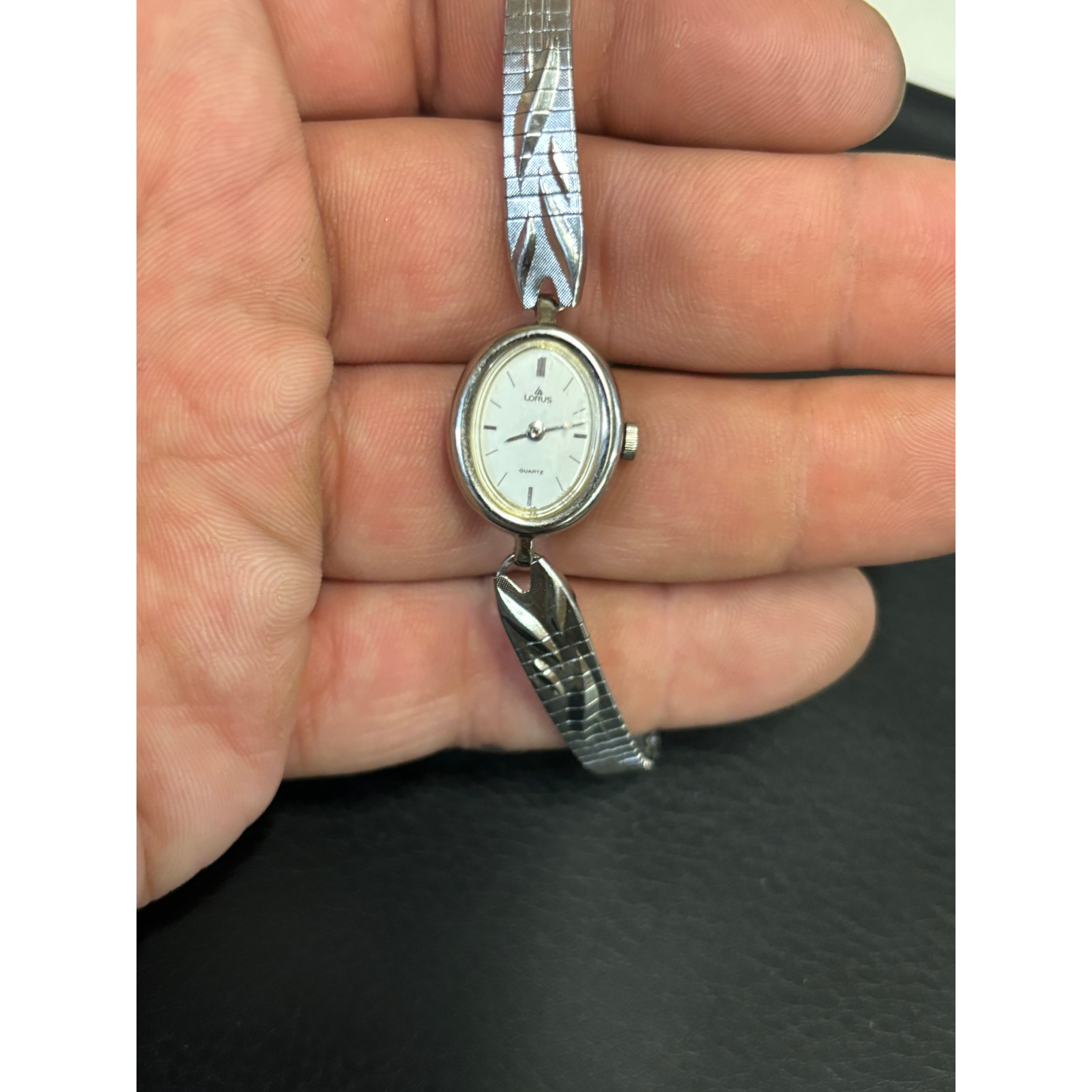 Vintage Lorus V810-5090 Solver Tone Cocktail Watch. New Battery!