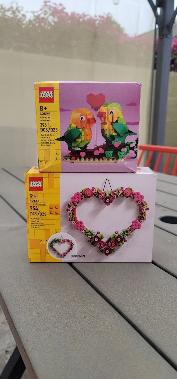 Lego Valentine's Day 2 Set Combo (Heart Ornament & Valentine Lovebirds)