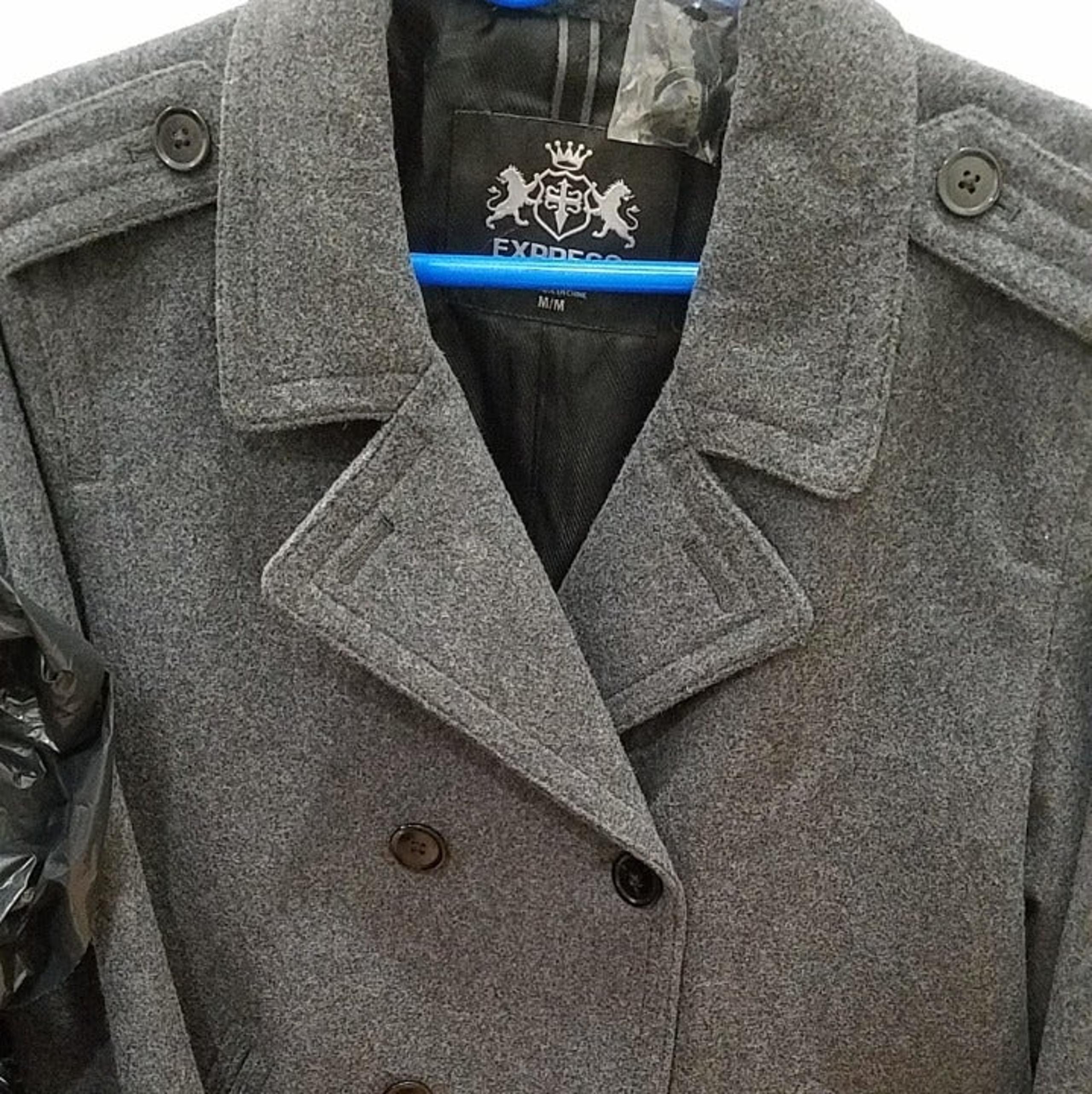 Men express peacoat size meduim