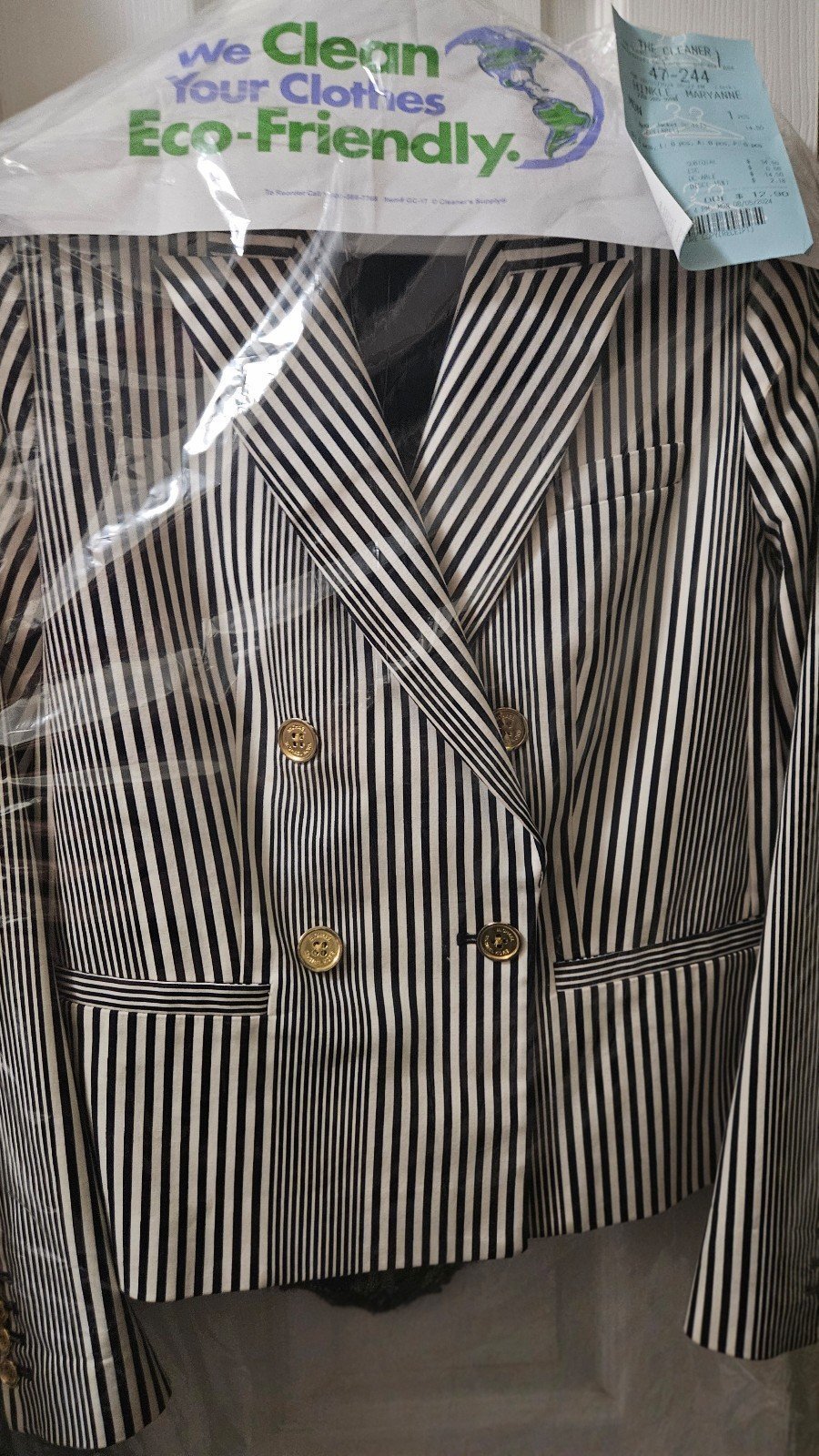 Michael Kohrs Black and Cream Blazer Size 6