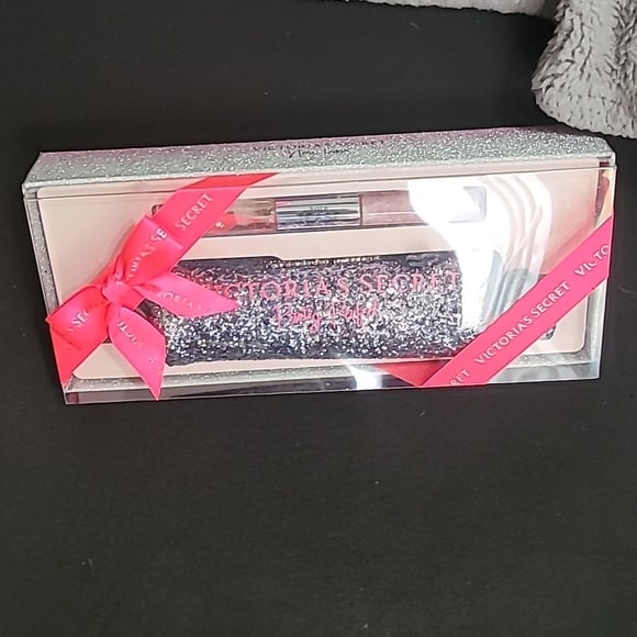 NIB Victoria’s Secret Noir Tease Party Perfect Gift Rollerball & Lip Gloss Duo