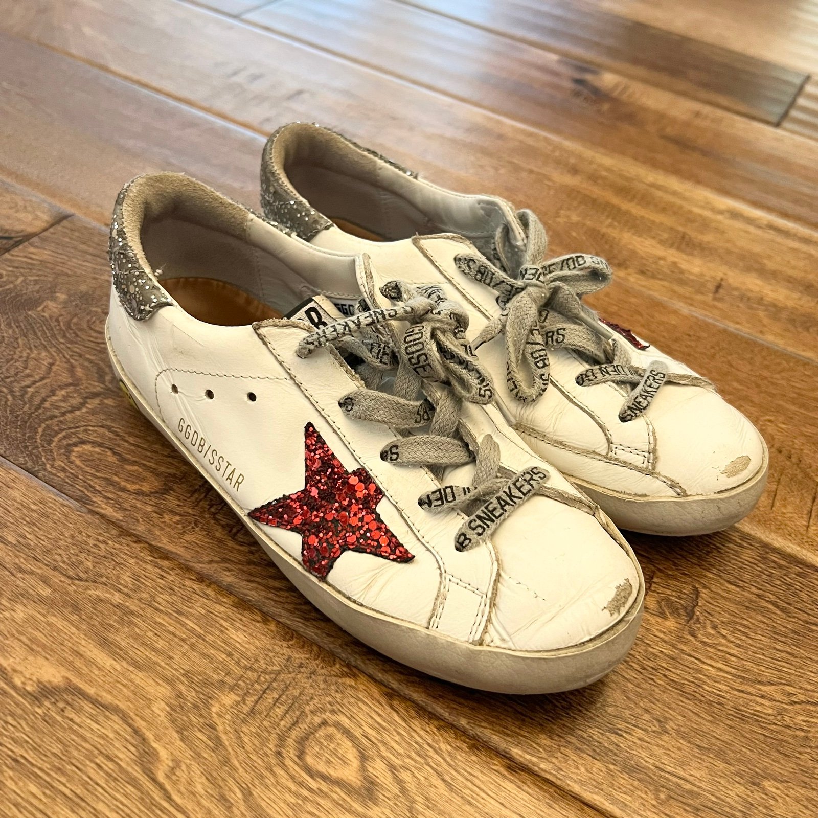 Golden Goose superstar sneaker red glitter size 31