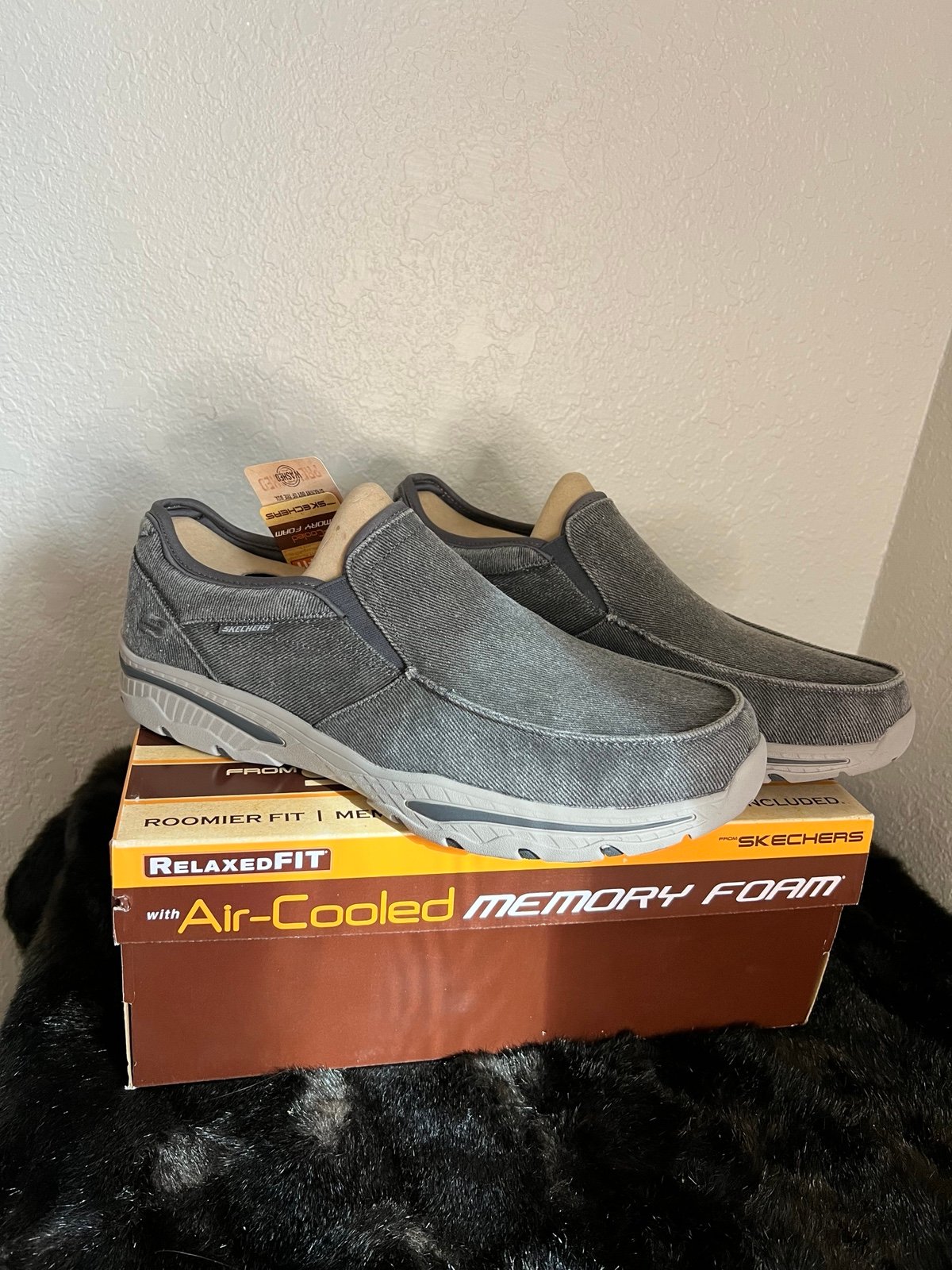 Skechers creston deals moseco navy