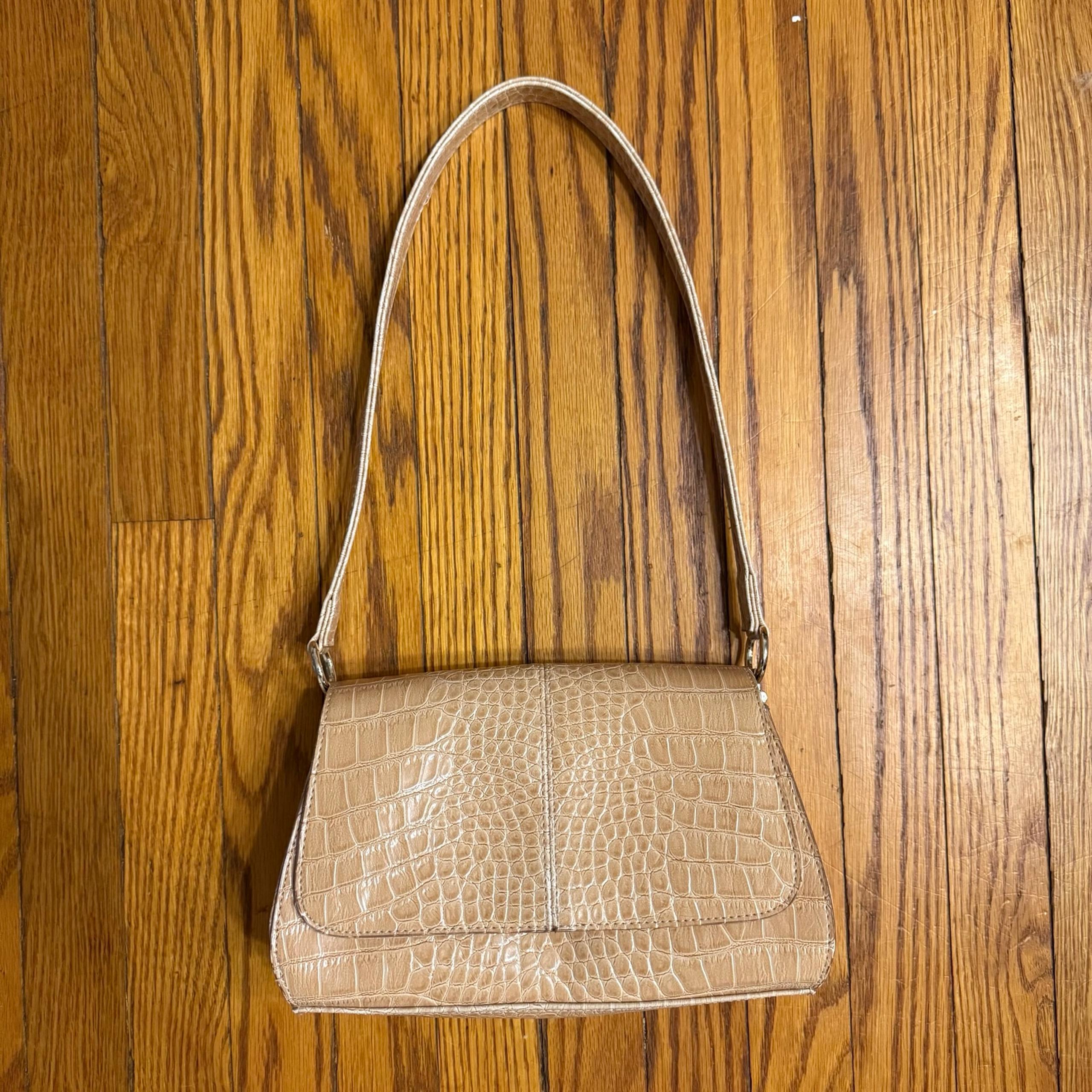 Liz Claiborne Vintage Shoulder Bag